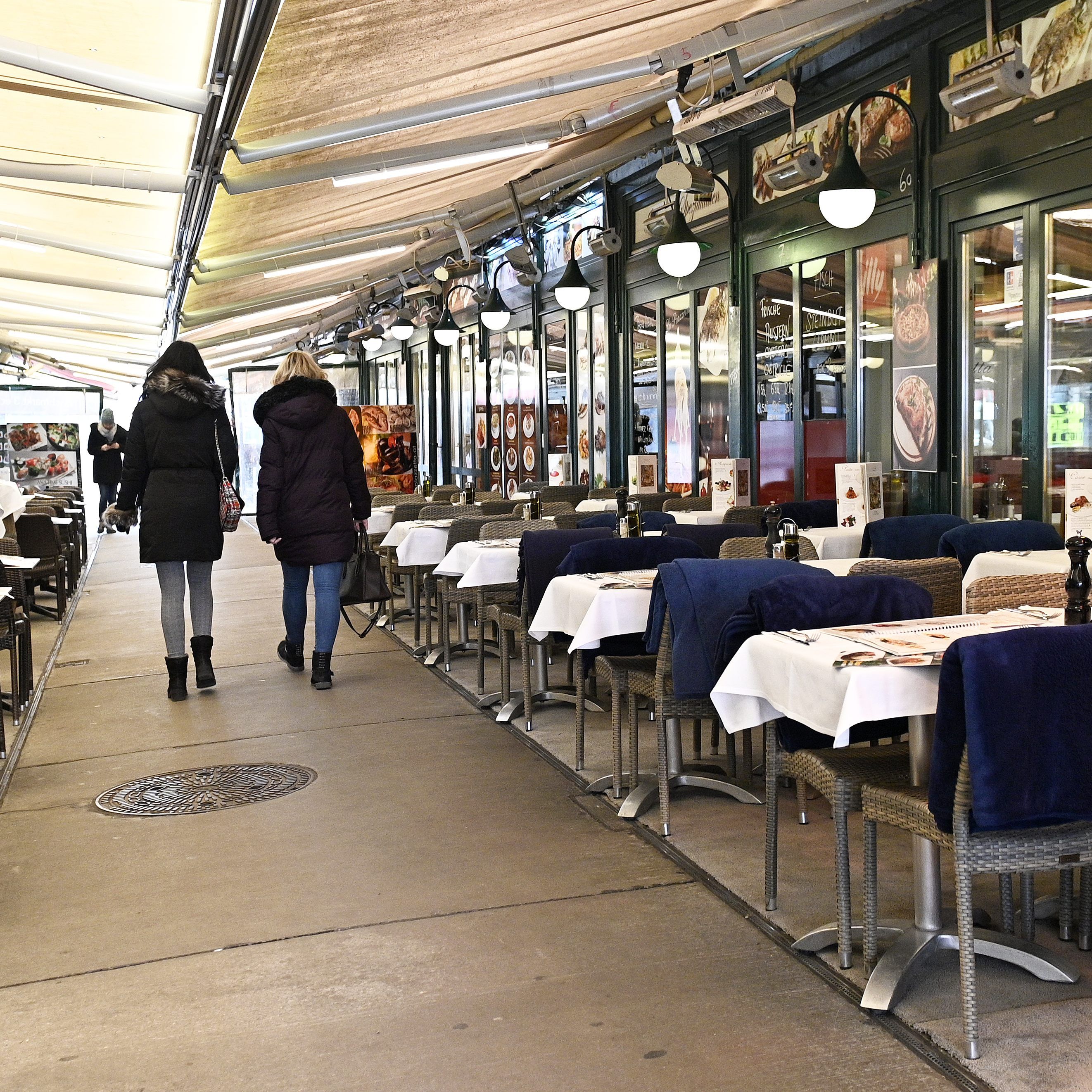 Die Wiener FPÖ befürchtet, dass das Rauchverbot auch auf Schanigärten ausgeweitet wird.