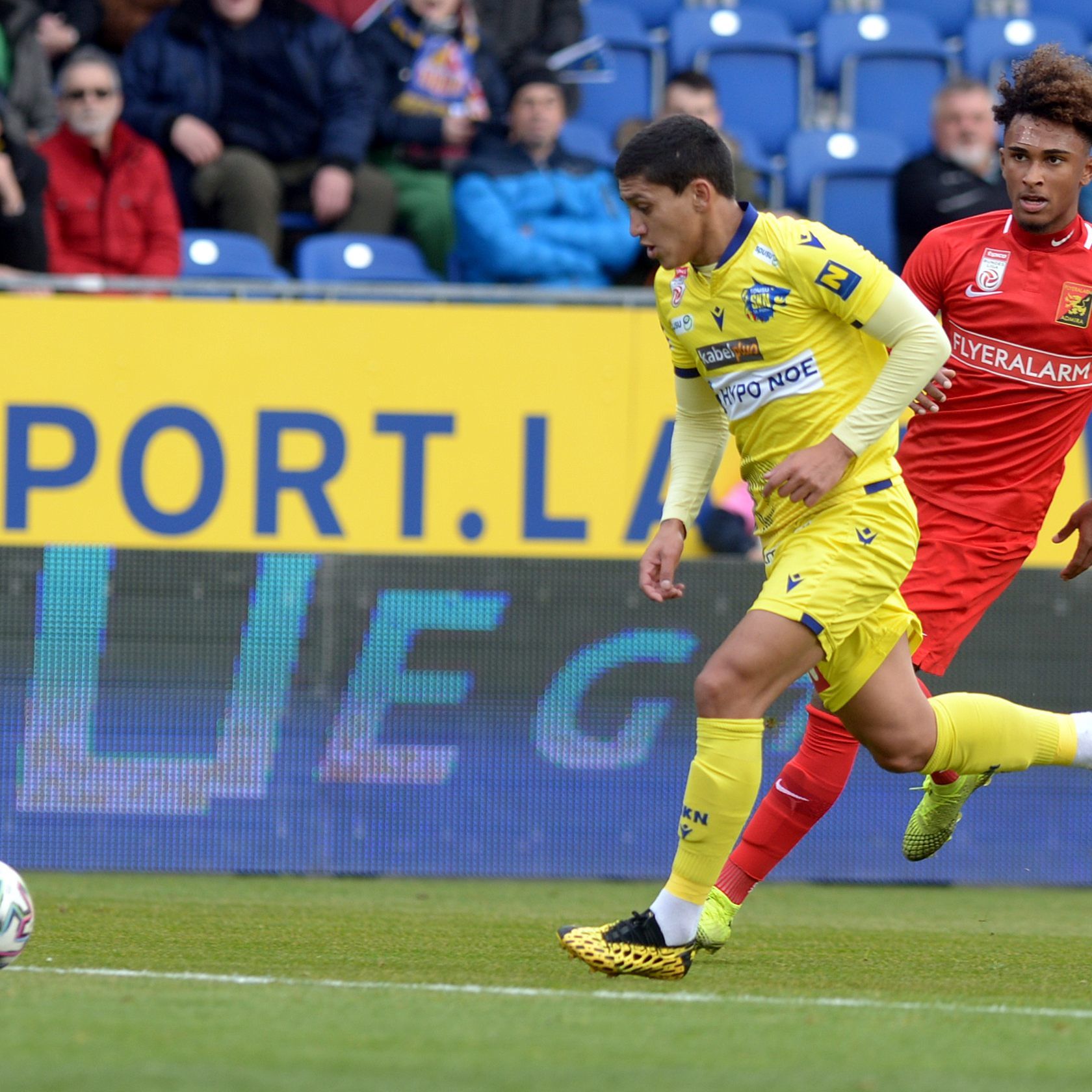 Das Spiel zwischen dem SKN St. Pölten und der Admira endete mit einem Unentschieden.