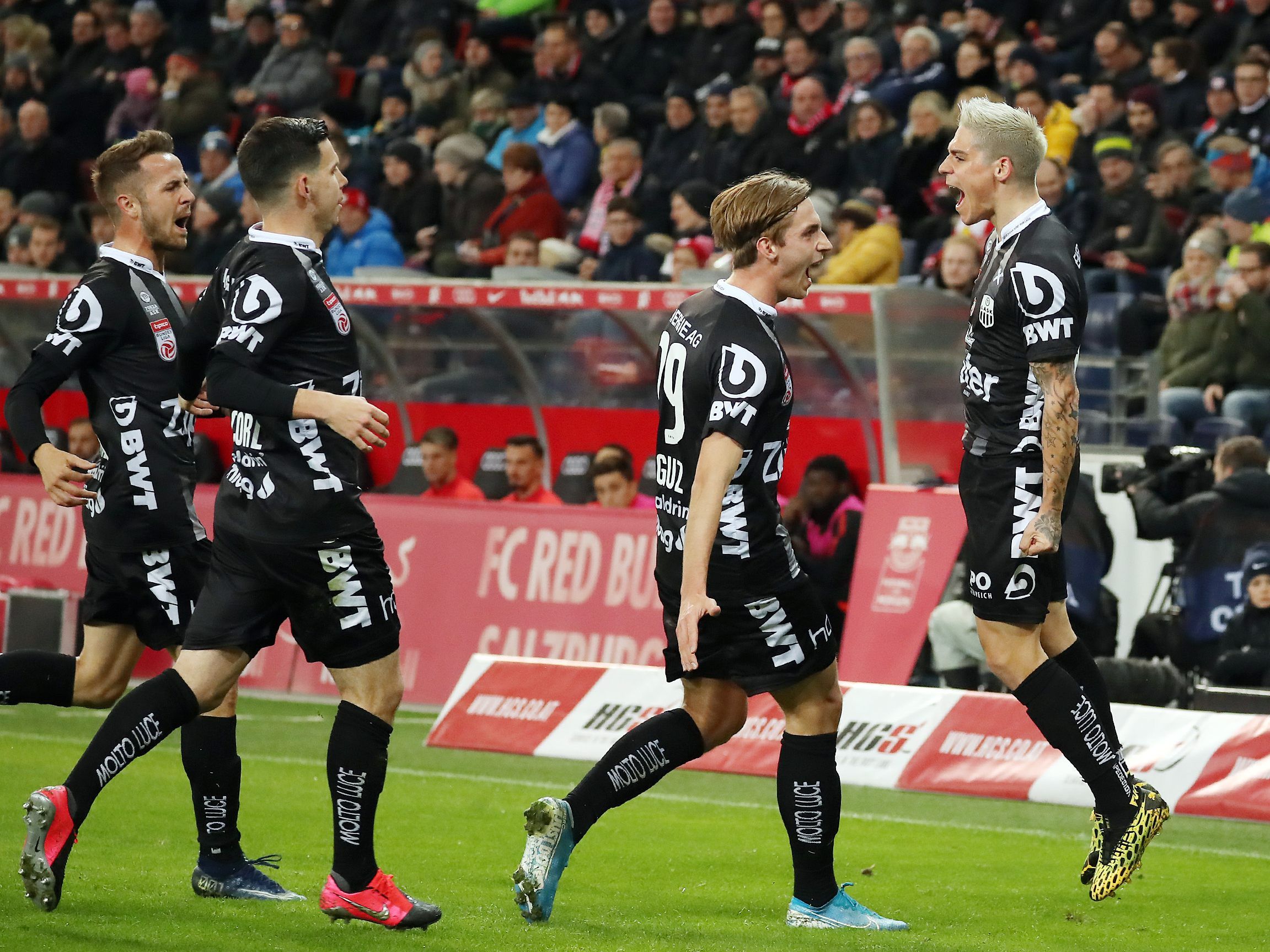 Hier sehen Sie das EL-Match zwischen AZ Alkmaar und LASK Linz live.