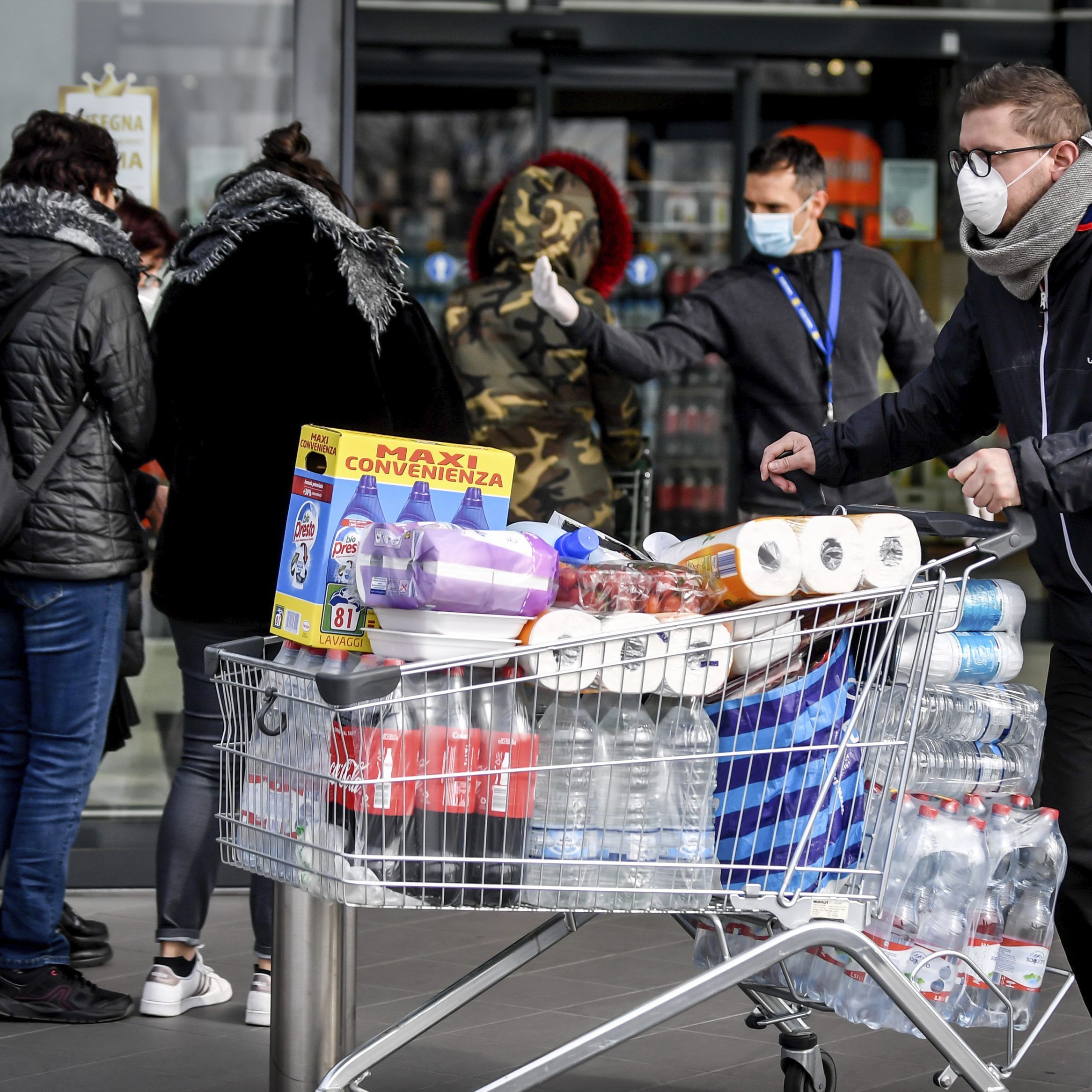 In Italien finden schon Hamster-Käufe statt.