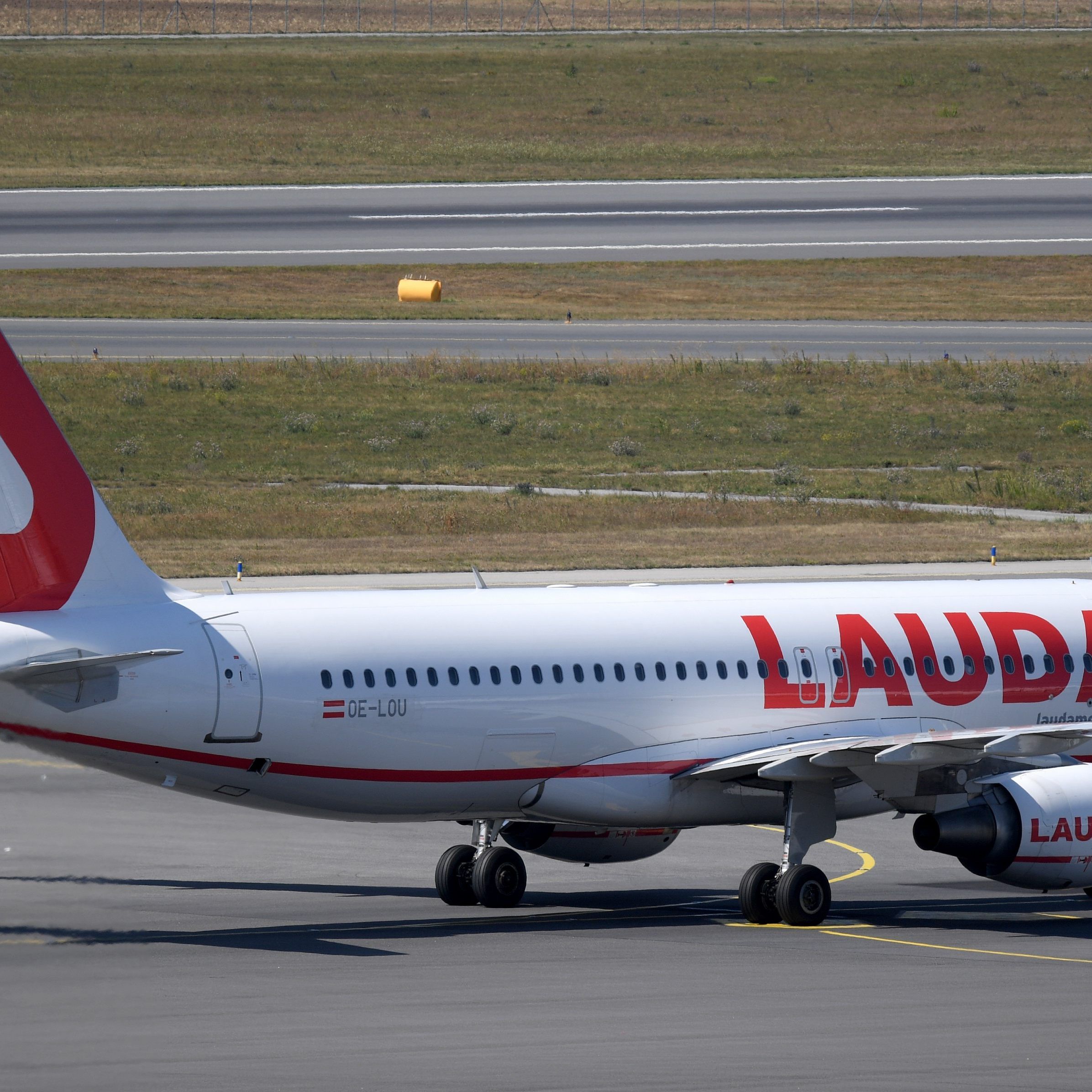 Laudamotion fliegt weiterhin nach Mailand und Bergamo.