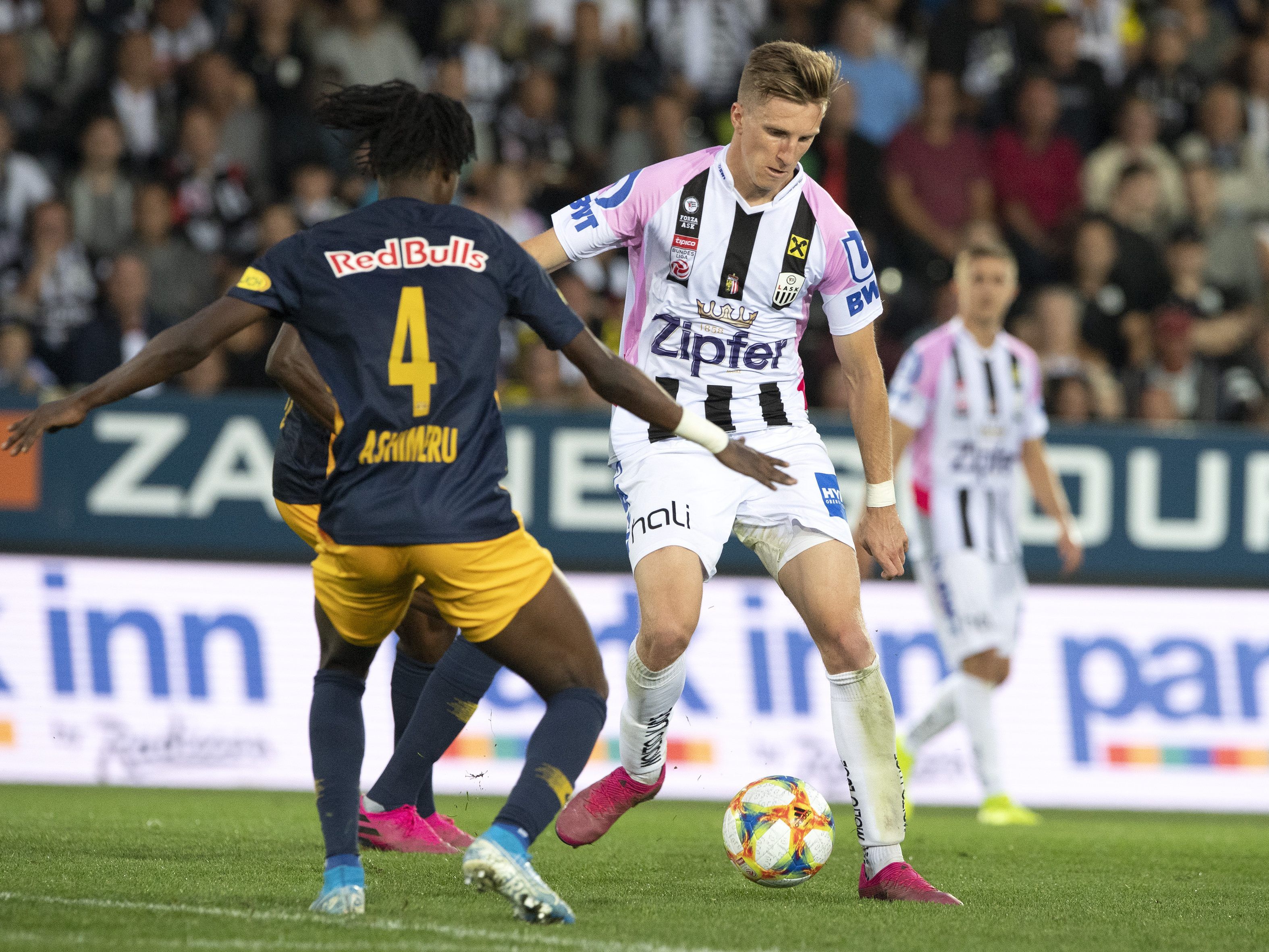 LIVE-Ticker zum Spiel Red Bull Salzburg gegen LASK Linz ab 19.00 Uhr.