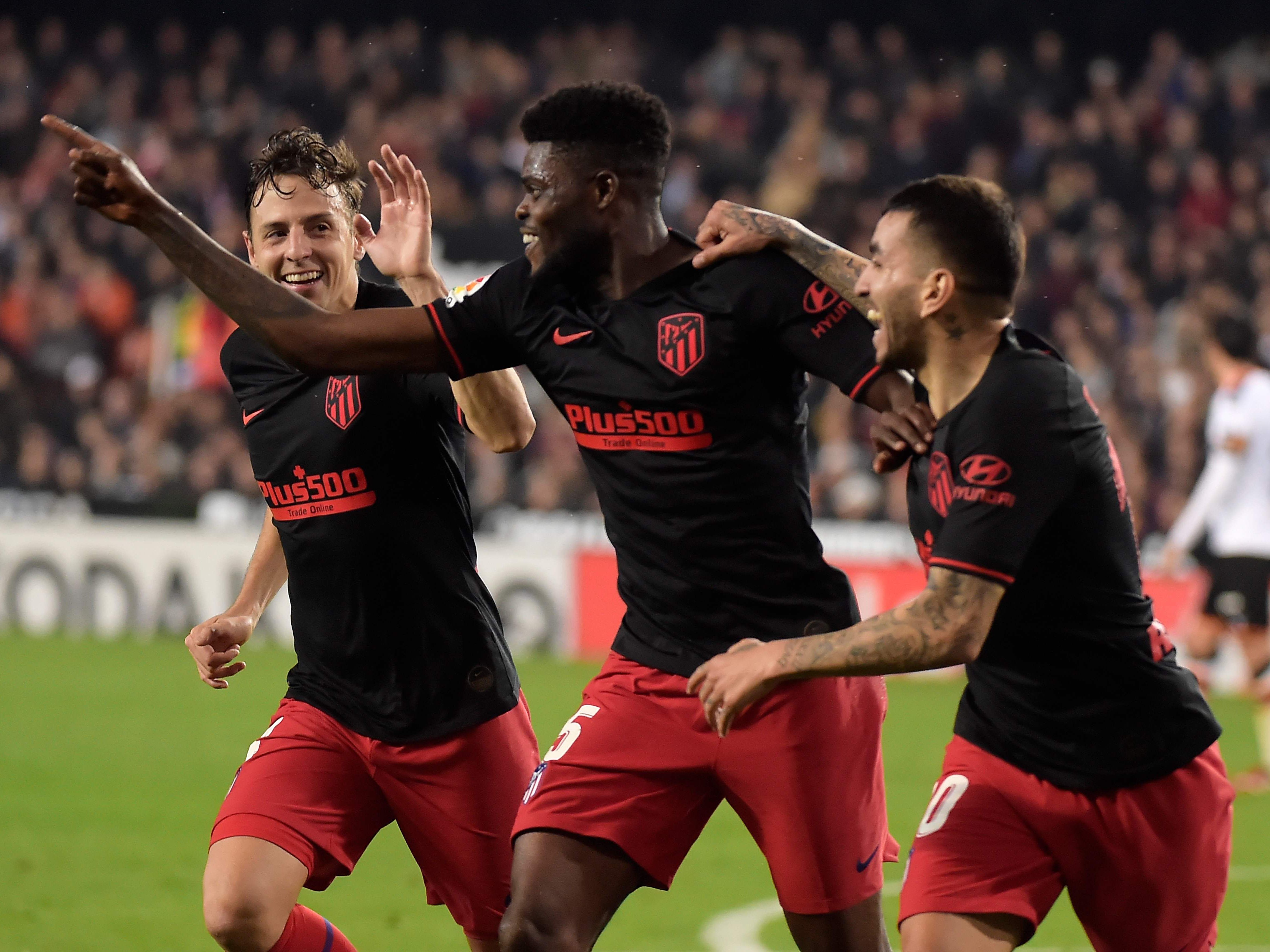 Hier sehen Sie das CL-Achtelfinale zwischen Atletico Madrid gegen Liverpool live im TV. Hier sehen Sie das CL-Achtelfinale zwischen Atletico Madrid gegen Liverpool live im TV.
