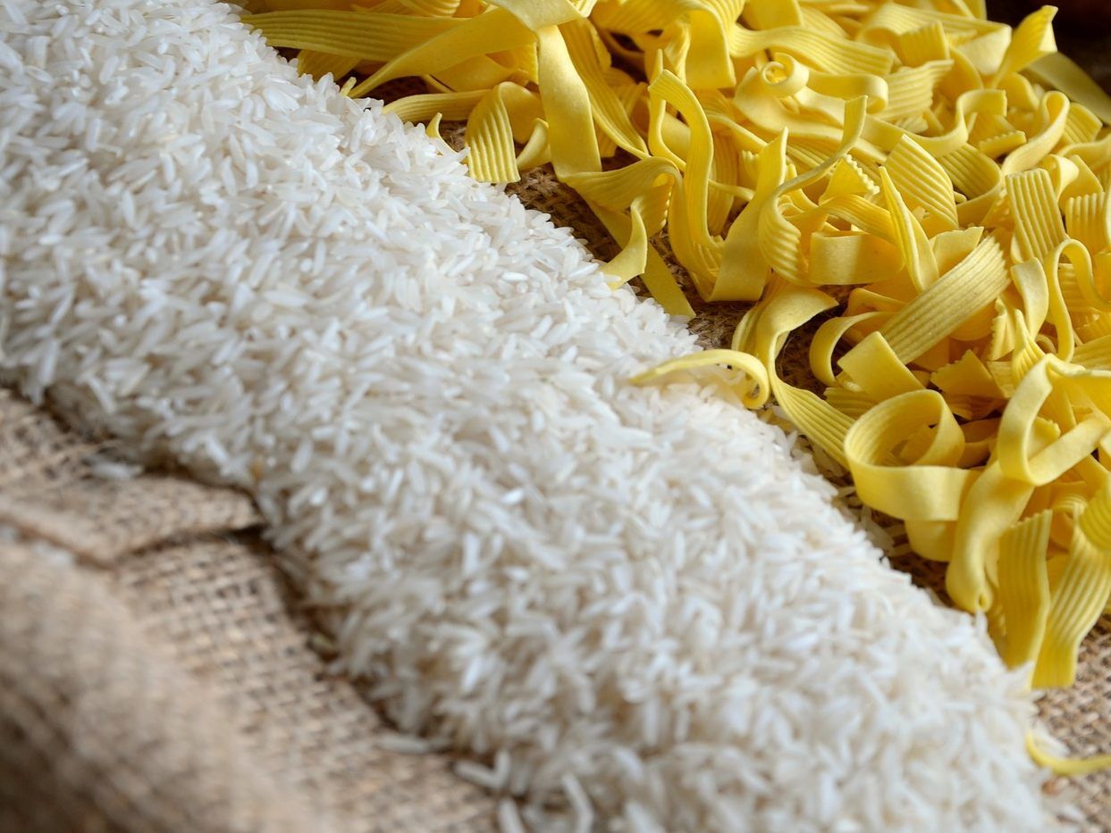 Unter anderem bei Reis und Nudeln bemerken die Supermärkte derzeit eine verstärkte Nachfrage. Unter anderem bei Reis und Nudeln bemerken die Supermärkte derzeit eine verstärkte Nachfrage.