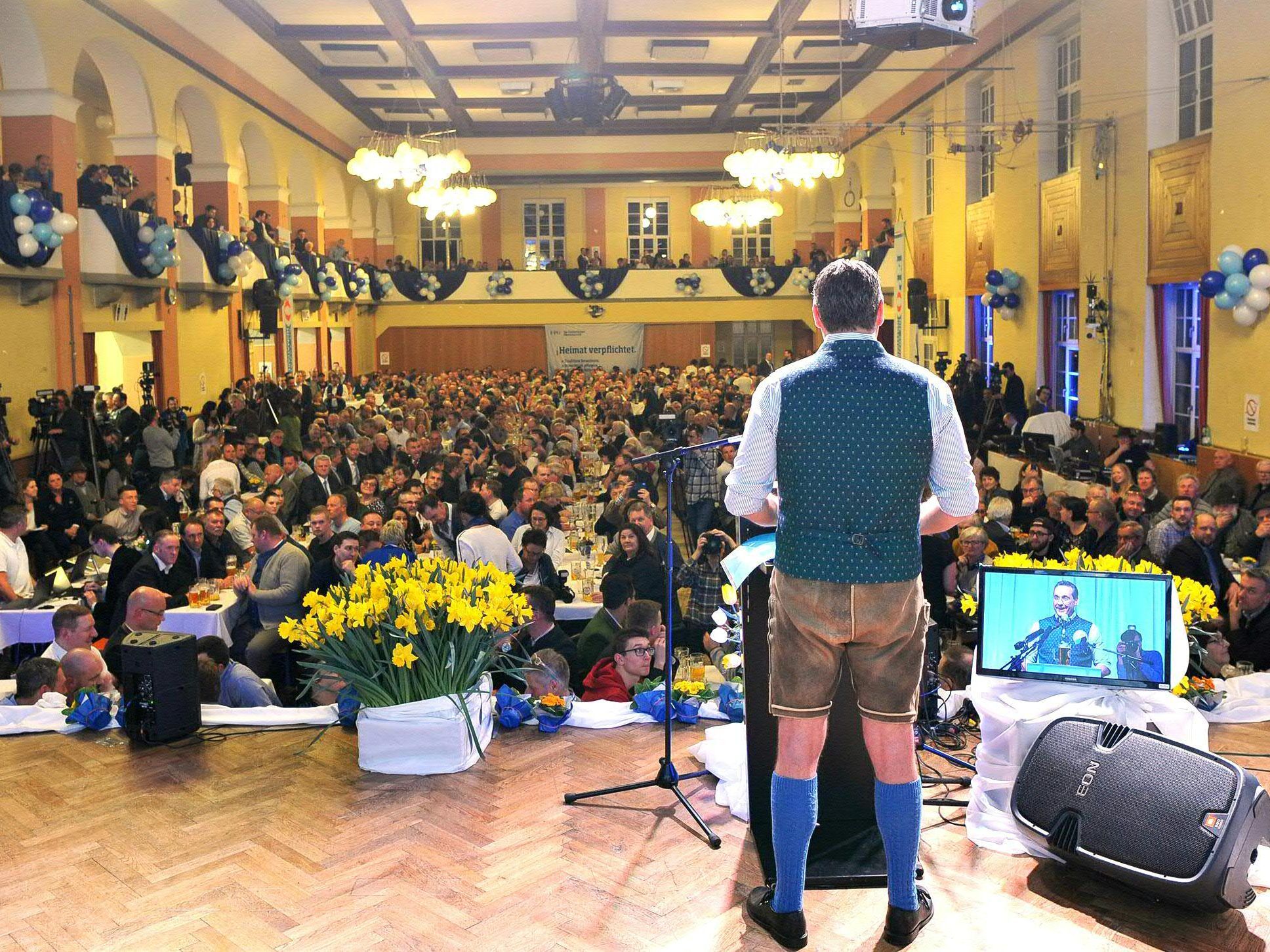 Strache wird dieses Jahr für die DAÖ den politischen Aschermittwoch bestreiten. Strache wird dieses Jahr für die DAÖ den politischen Aschermittwoch bestreiten.