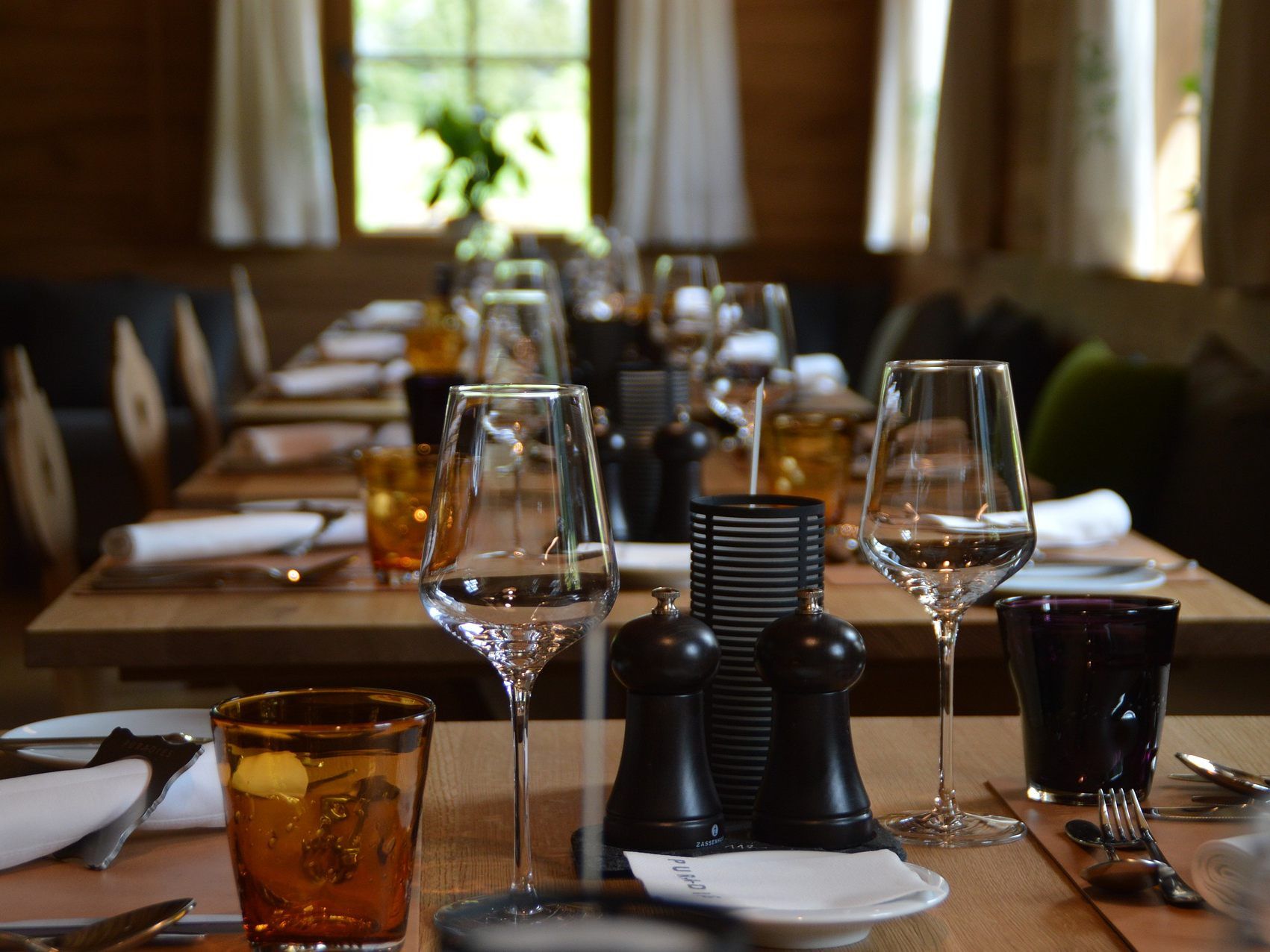 Ein gutes Essen in einem Restaurant zu genießen, wird im Februar 2020 dank delinski billiger Ein gutes Essen in einem Restaurant zu genießen, wird im Februar 2020 dank delinski billiger