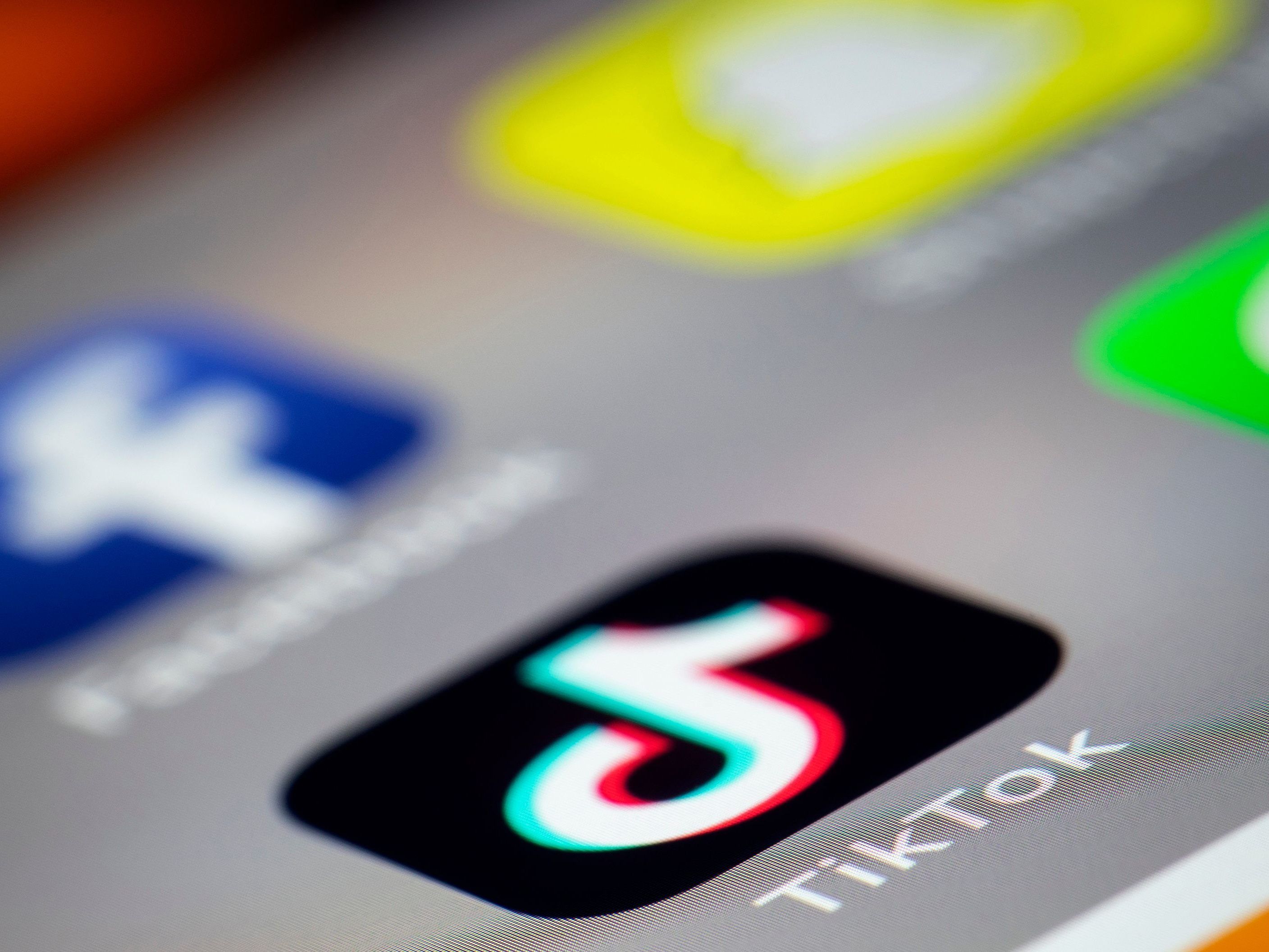 Neue Apps wie TikTok bringen Herausforderungen und Gefahren mit sich. Neue Apps wie TikTok bringen Herausforderungen und Gefahren mit sich.