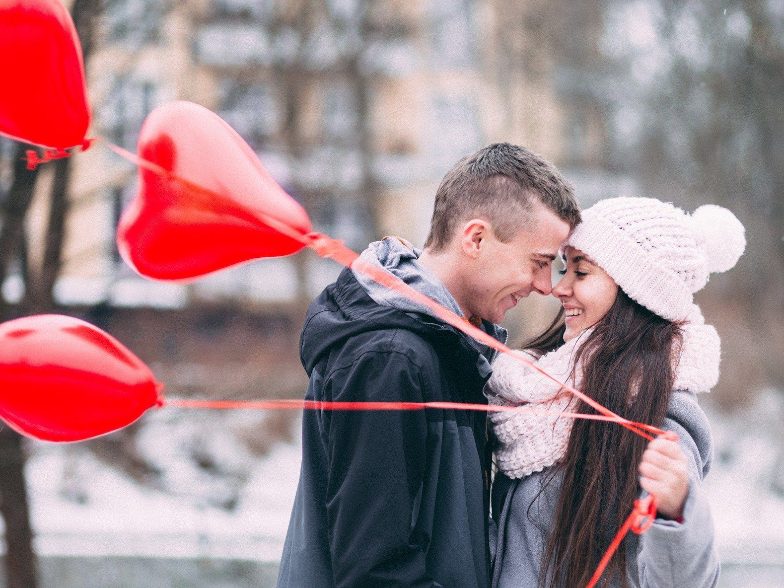 Zahlreiche Einrichtungen in Wien bieten Verliebten am Valentinstag ein romantisches Programm. Zahlreiche Einrichtungen in Wien bieten Verliebten am Valentinstag ein romantisches Programm.