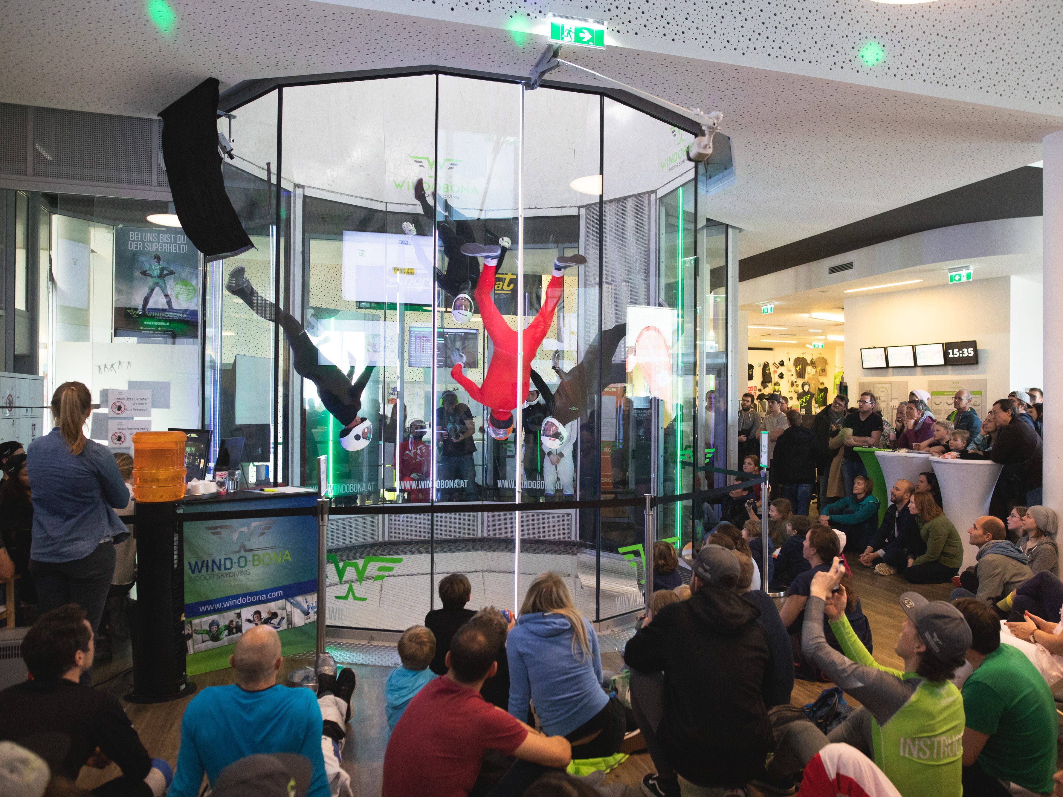 In Wien finden wieder die Österreichische Meisterschaften im Indoor Skydiving statt.