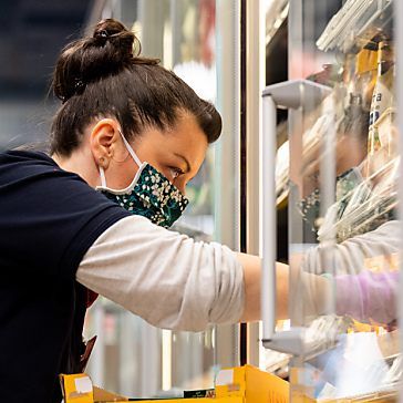 Supermarkt-Angestellte sind derzeit besonders gefordert