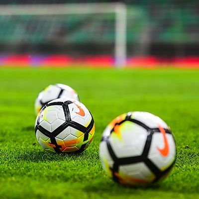 Ruhezeit für Fußbälle