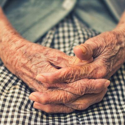 Auch 91-jähriger Iraner nach offiziellen Angaben wieder genesen