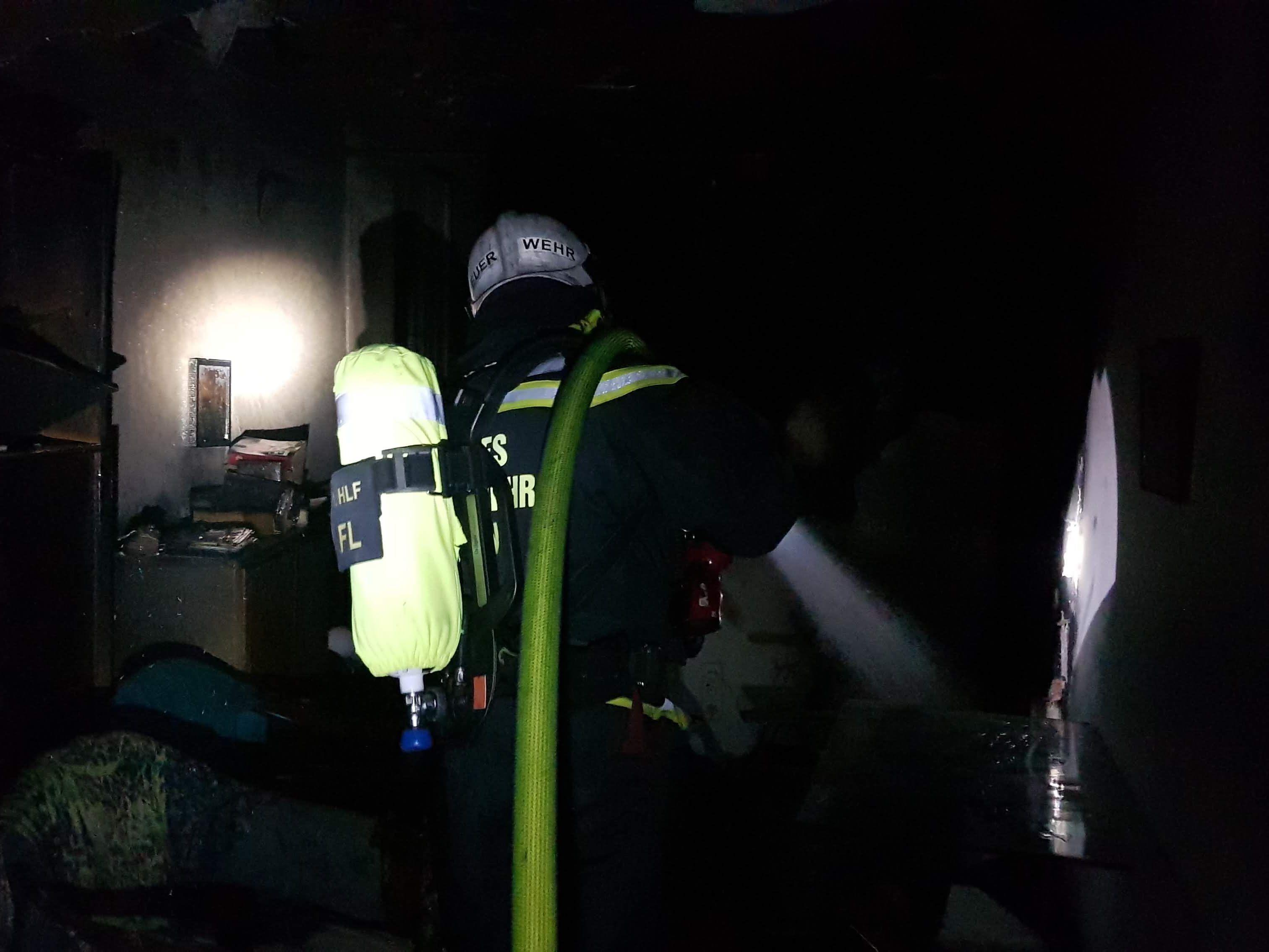 Das Ehepaar starb bei dem Zimmerbrand in Wien-Florisdorf.