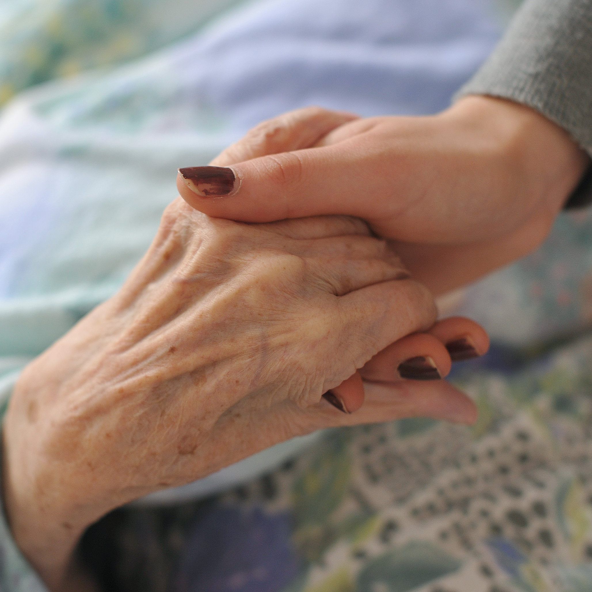 Von Pflegeheim-Besuchen wird in nächster Zeit zum Schutz der Risikogruppen abgeraten.