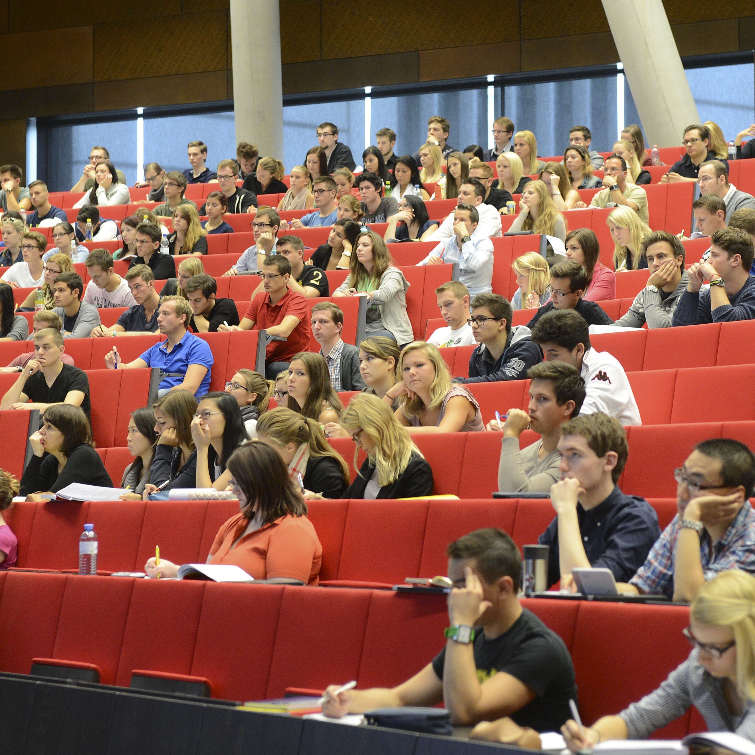 Die Uni Wien ruft Hochschul-Angehörige in bestimmten Fällen zum Fernbleiben auf.