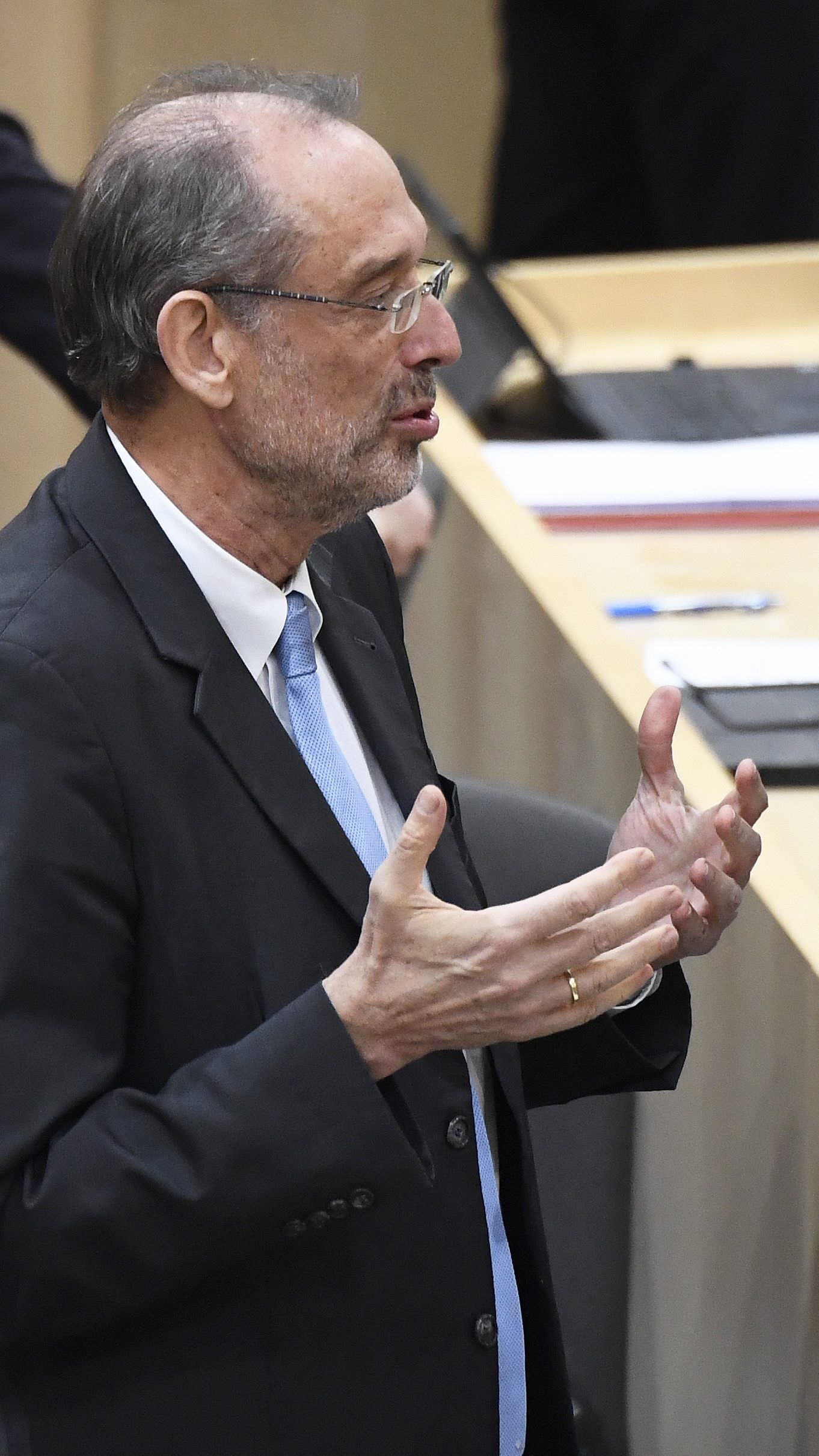 Coronavirus: Parteien treten kürzer