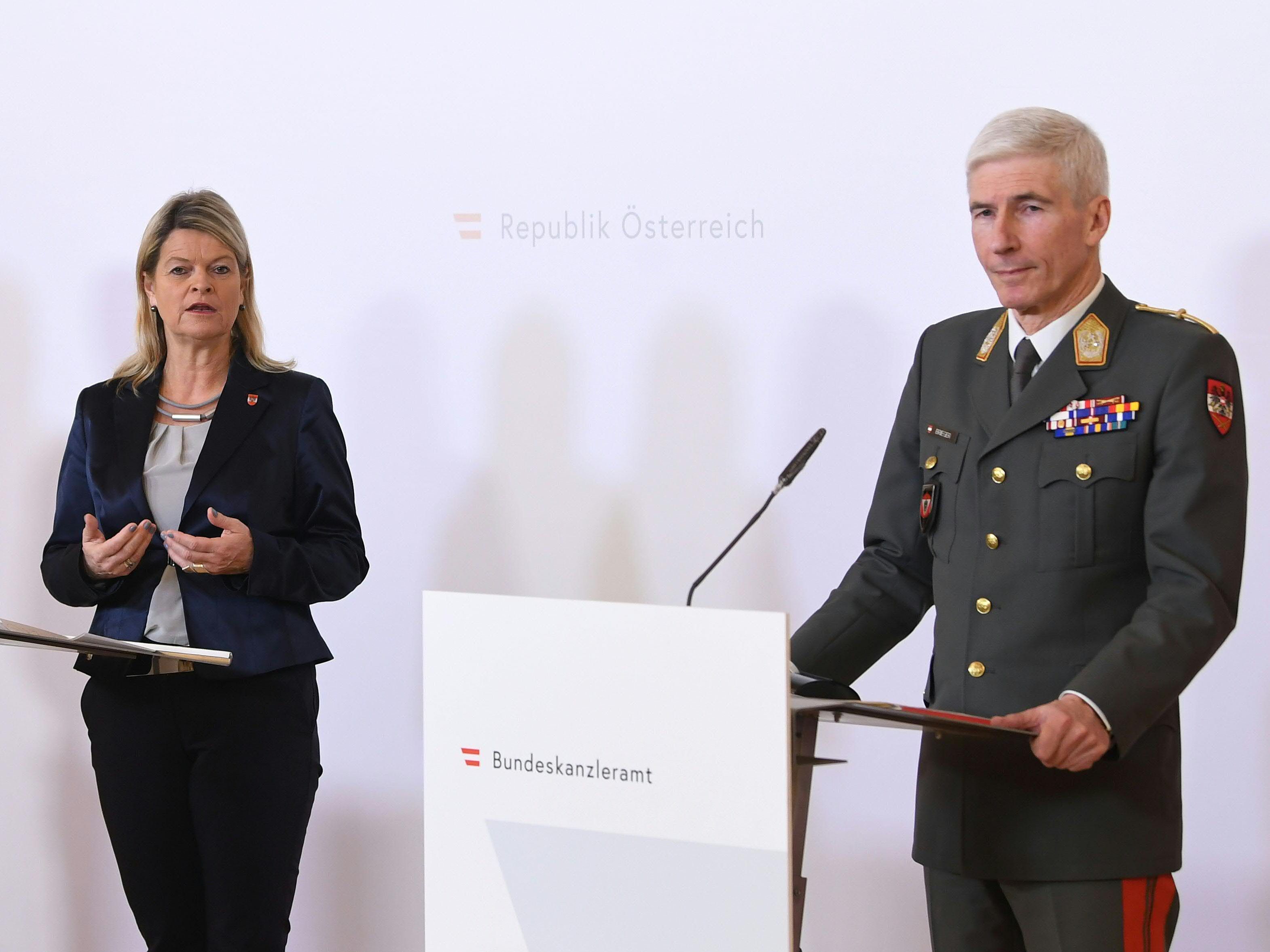 Anfang Mai werden 3.000 Milizsoldaten in den Dienst gestellt. Anfang Mai werden 3.000 Milizsoldaten in den Dienst gestellt.