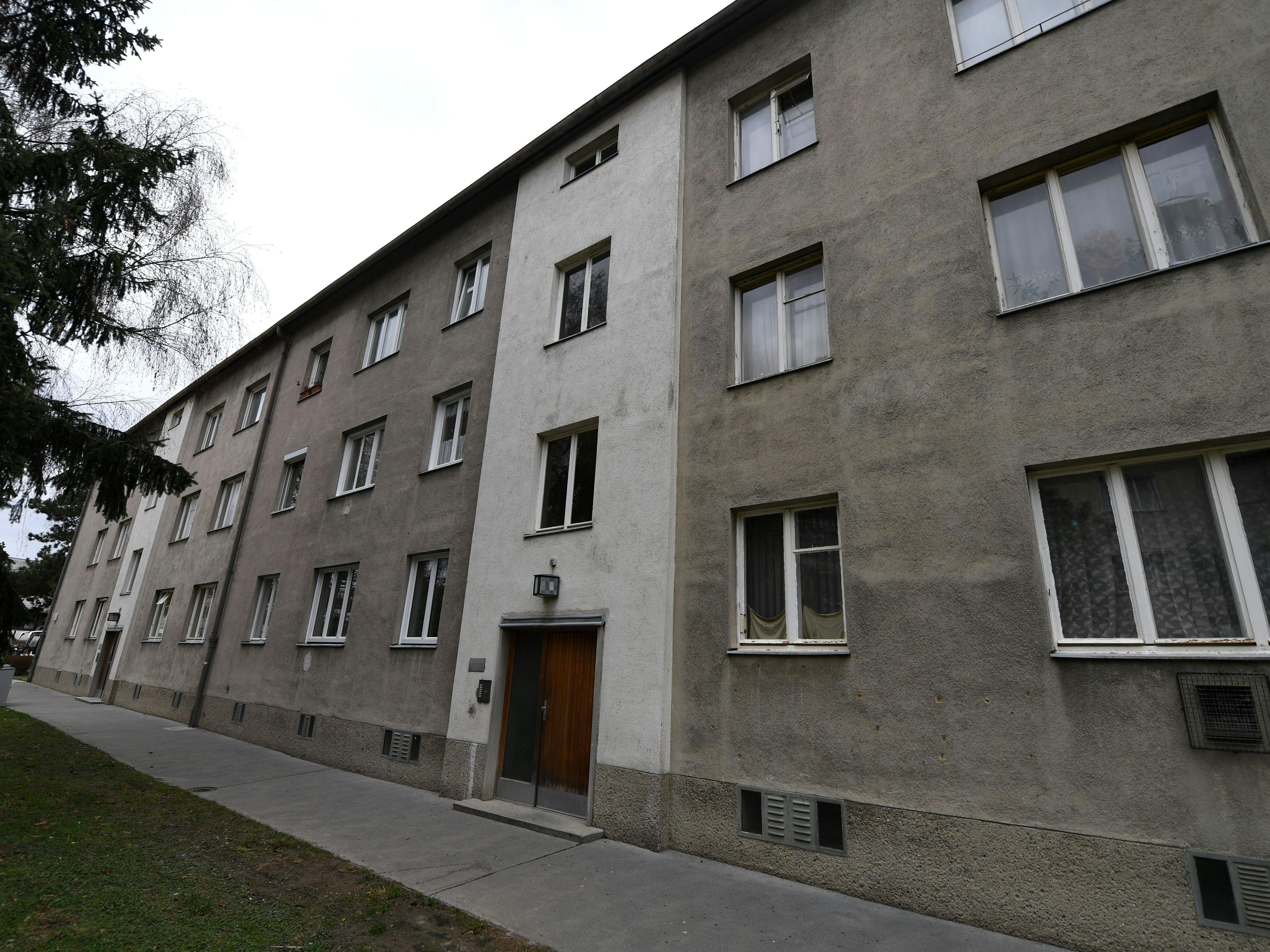 Die Jugendliche wurde in der elterlichen Wohnung niedergestochen.