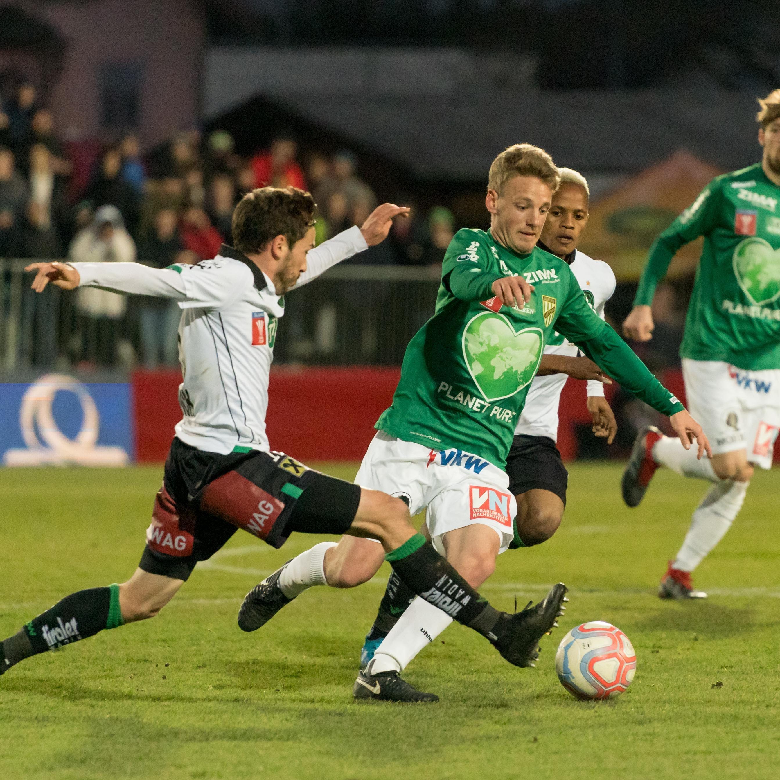 Lustenau führt gegen Wacker Innsbruck