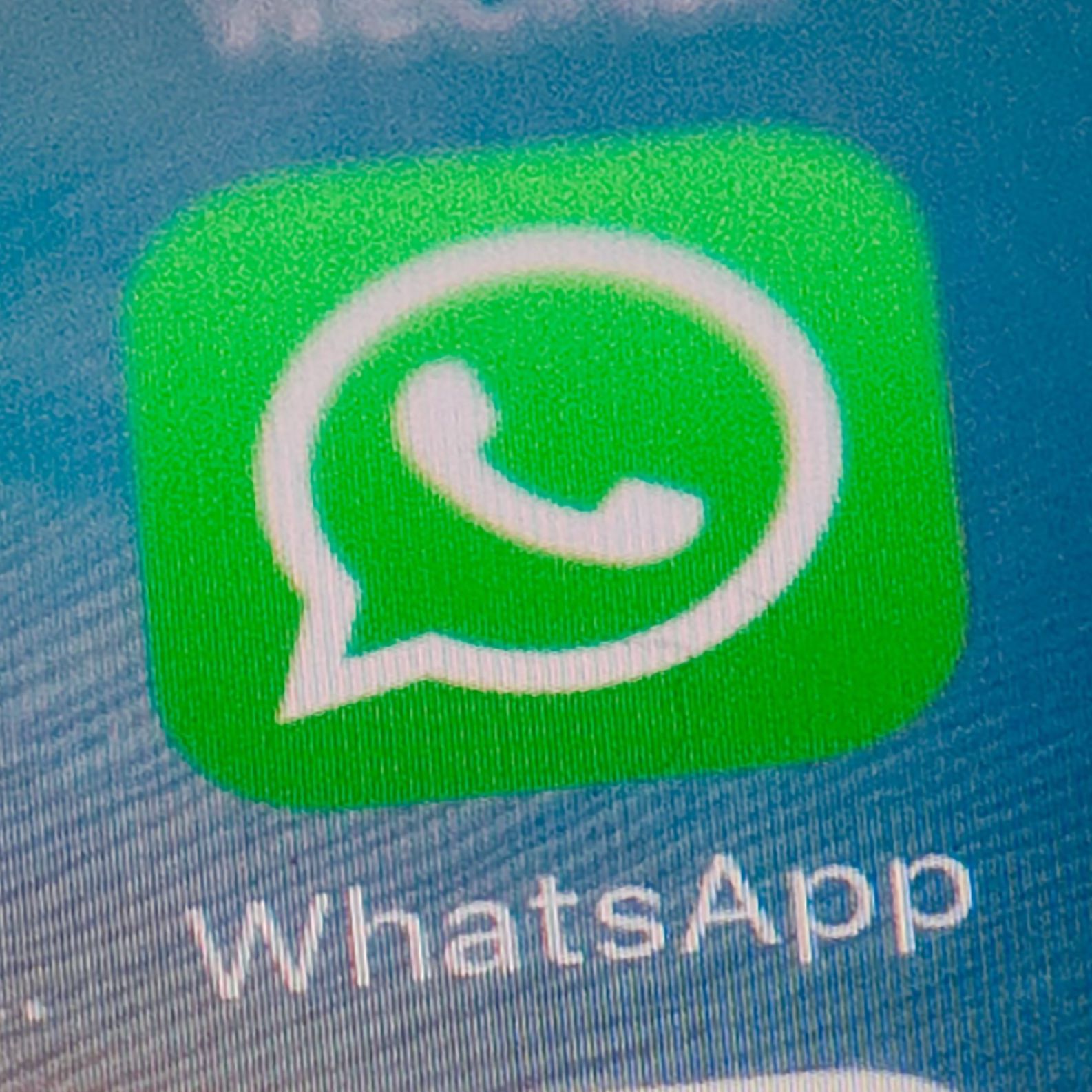 Seit kurzem gibt es den "Dark Mode" auf iOS- und Androidgeräten.