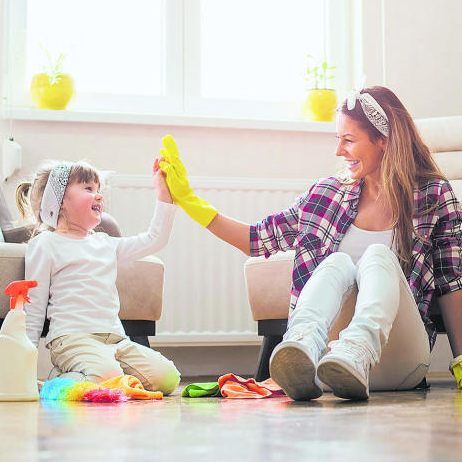 Jetzt wird gemeinsam angepackt und durchgefegt.