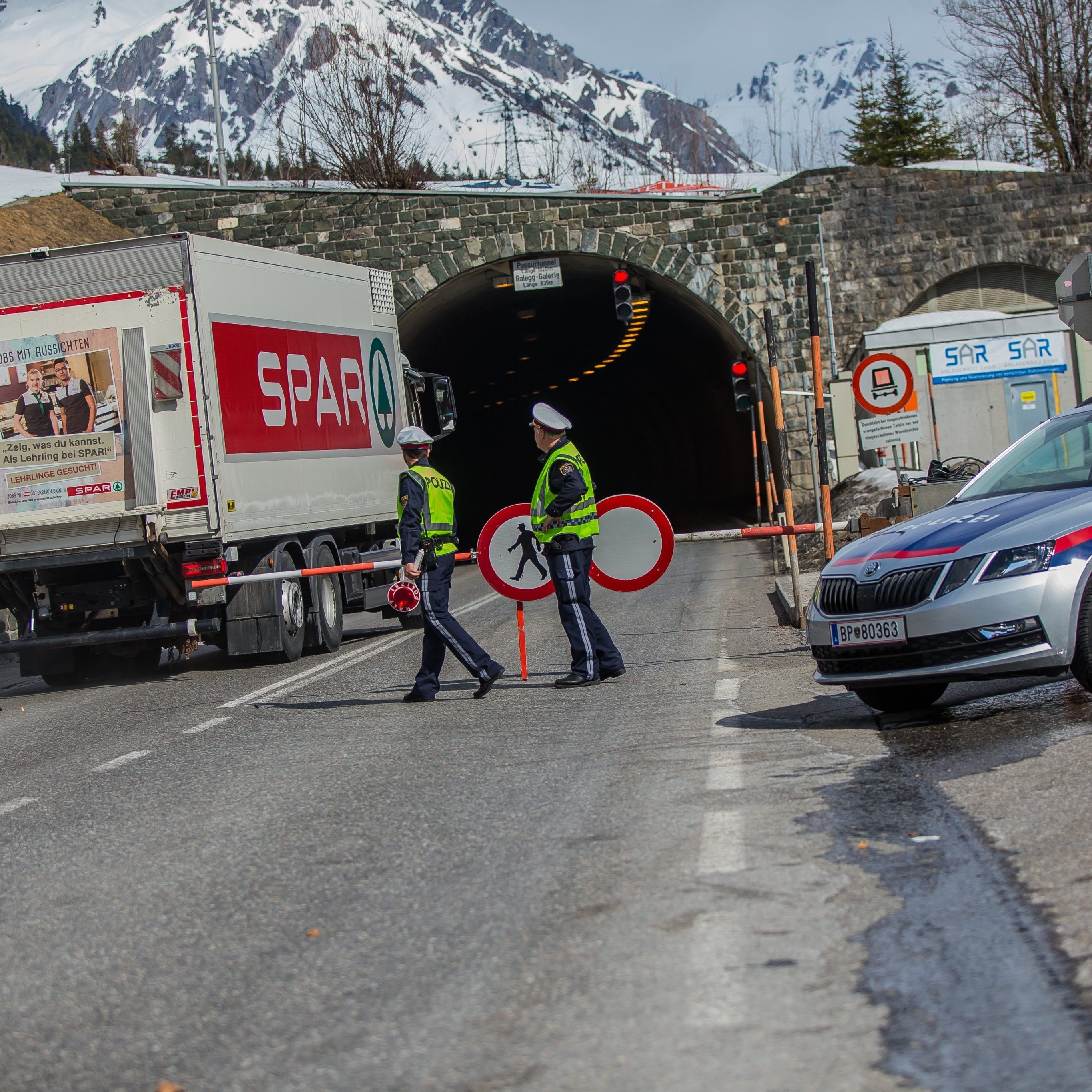 Straßensperre ist schon in Kraft