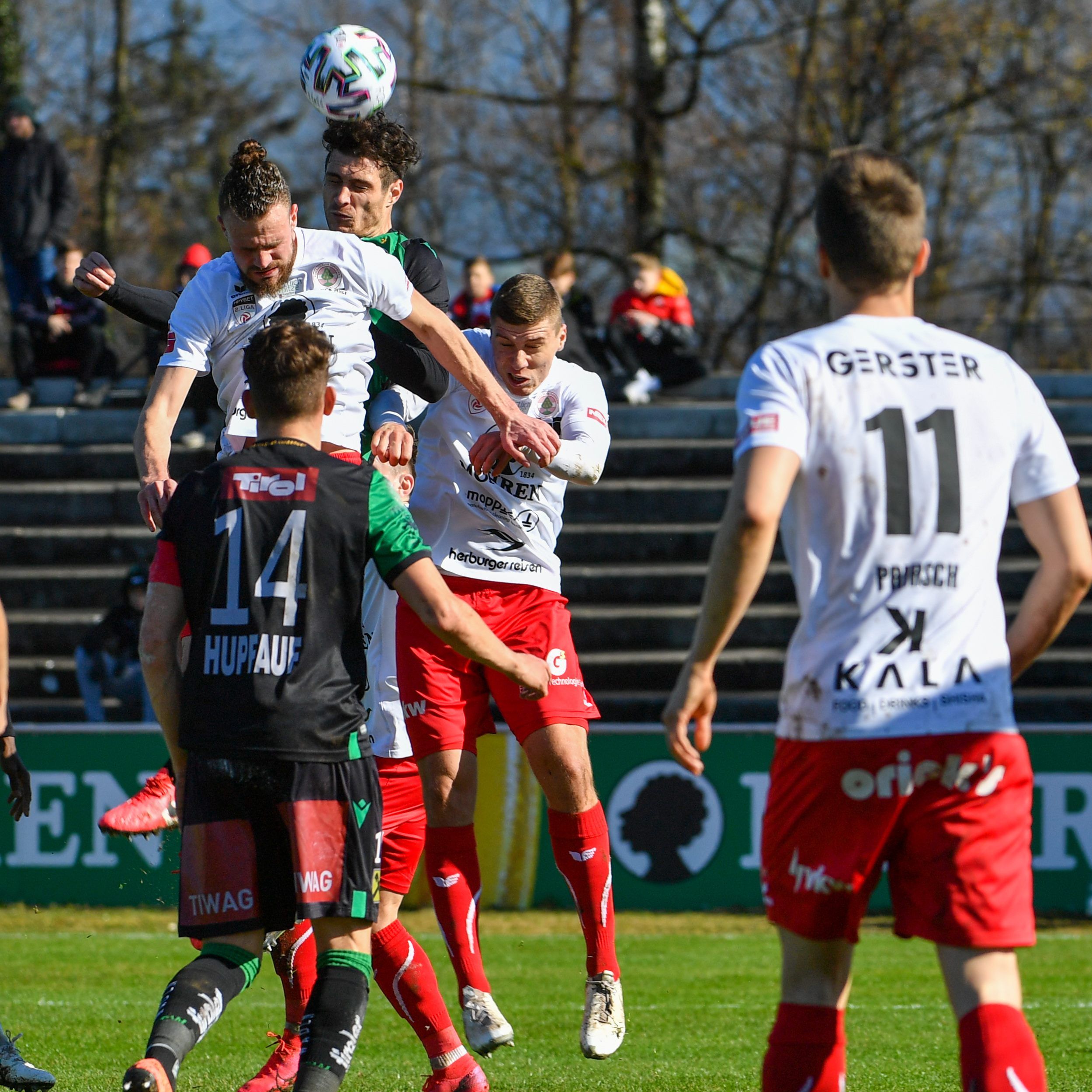 Die Dornbirner waren den Innsbrucker vor allem bei hohen Bällen unterlegen.