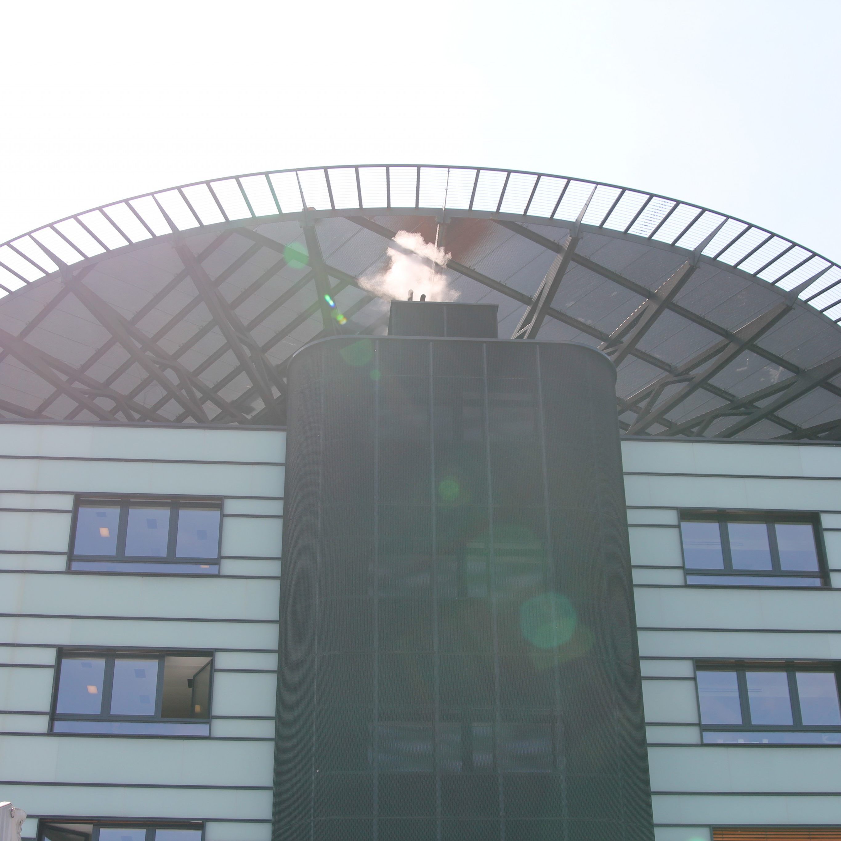 Mitarbeiter am LKH Feldkirch infiziert.