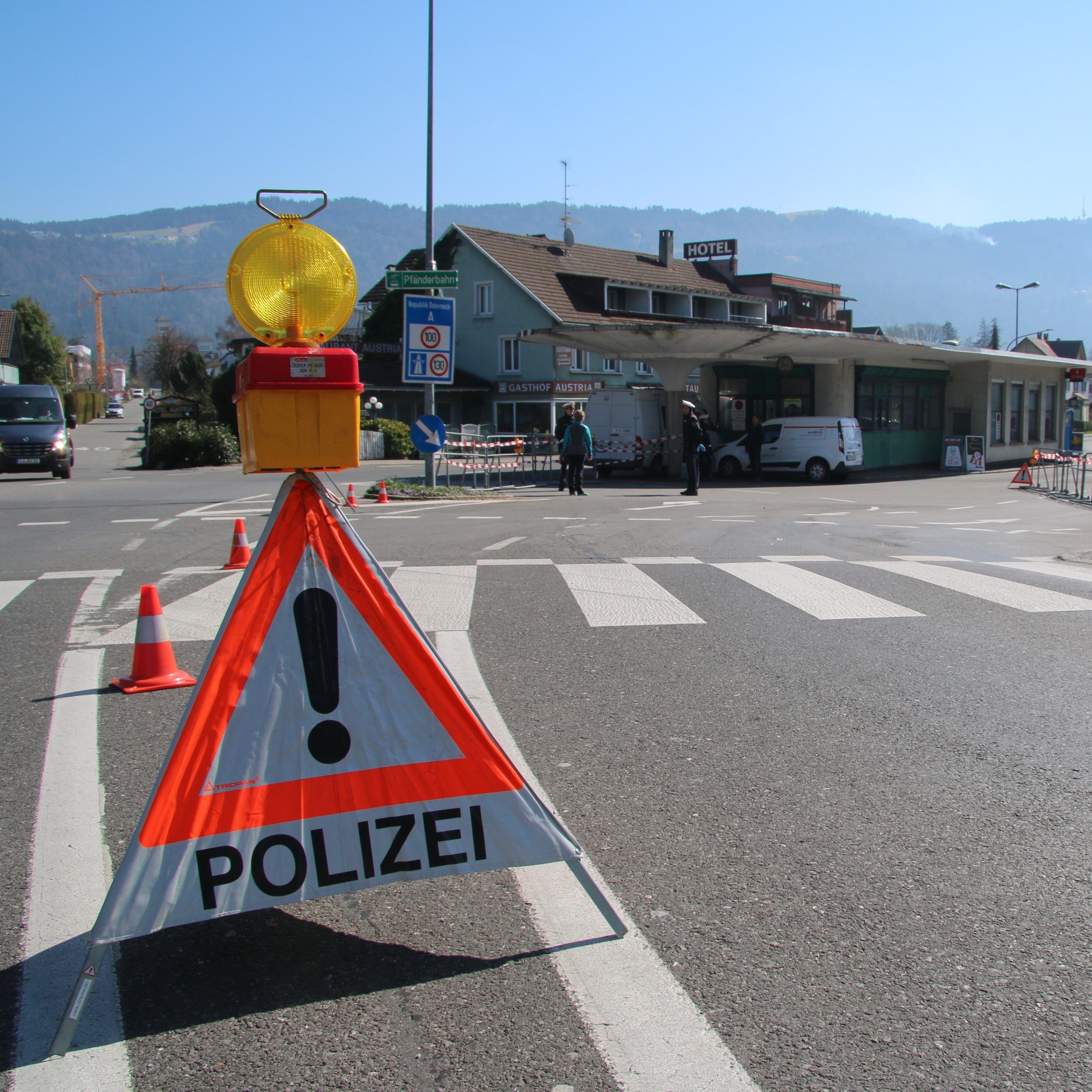 Seit Donnerstag werden an den Grenzübergängen zu Deutschland Kontrollen durchgeführt.