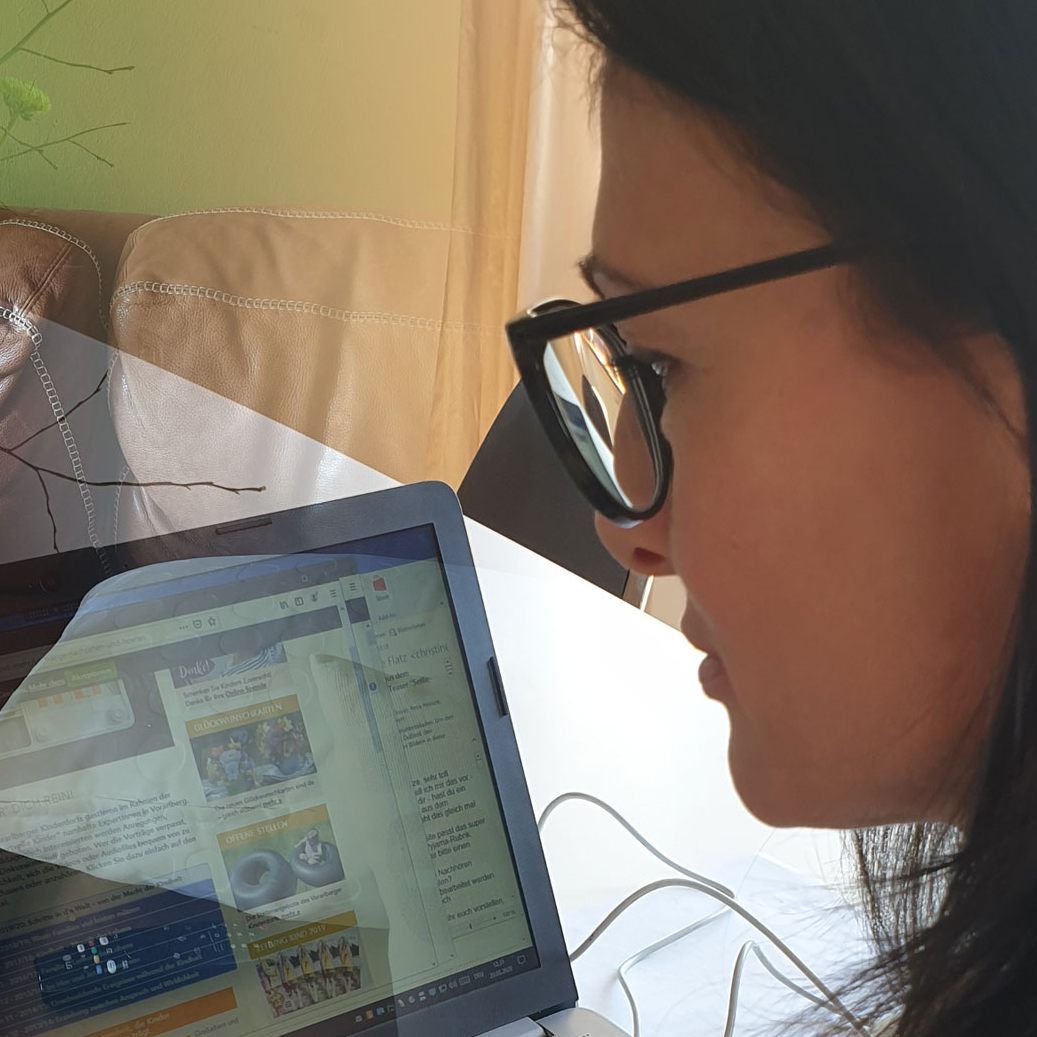 Karin Mäser empfiehlt "Selfie-Queens und kleine Helden" - Ihr Sohn ist selbst neun Jahre alt.