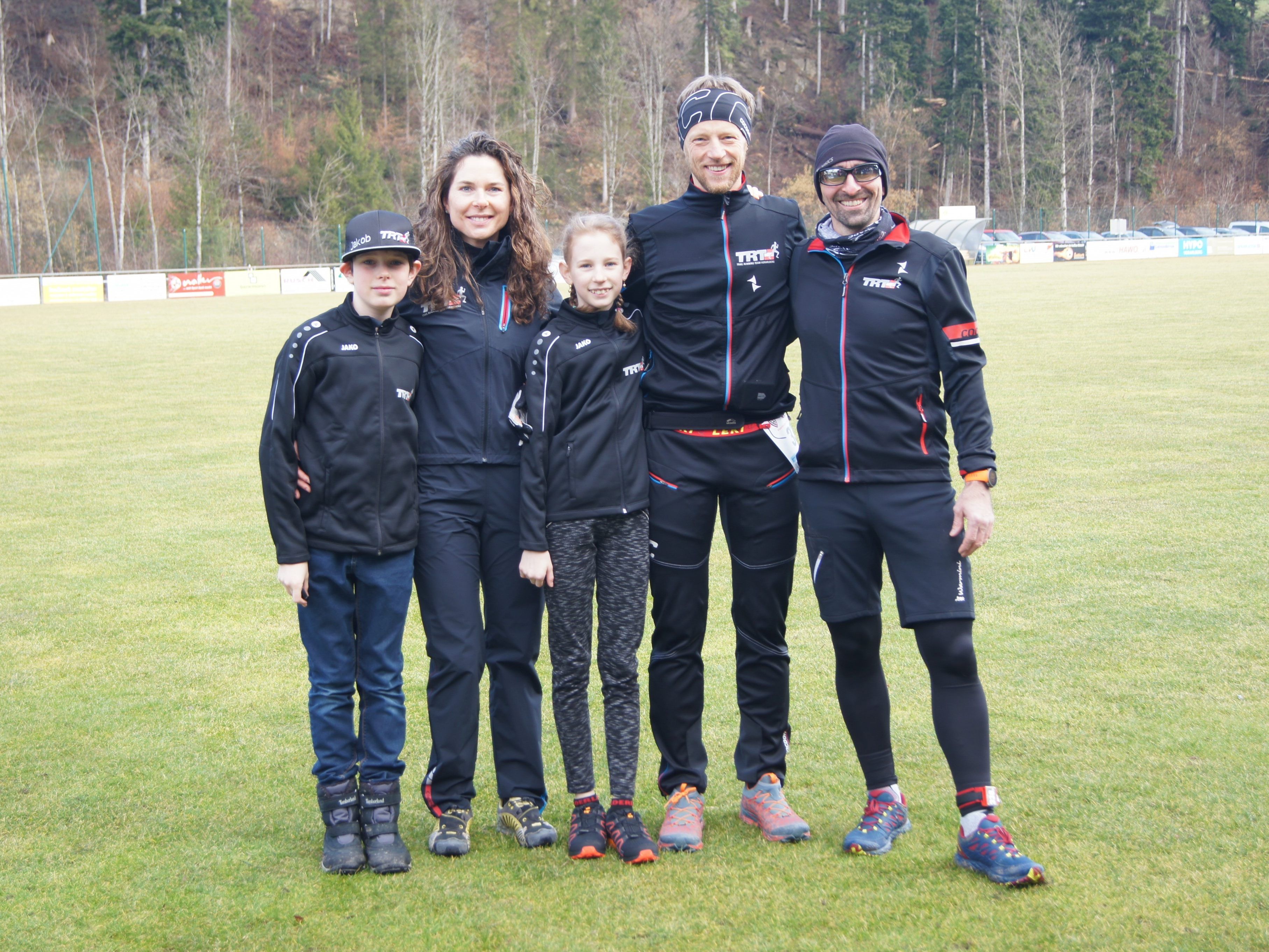 Das TRT Team beim Crosslauf in Egg