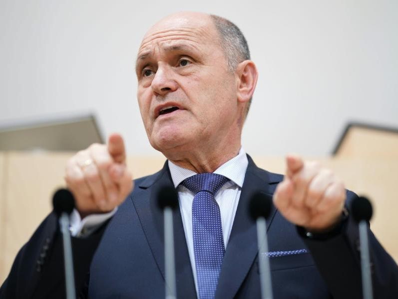 Erster Nationalratspräsident Wolfgang Sobotka Erster Nationalratspräsident Wolfgang Sobotka