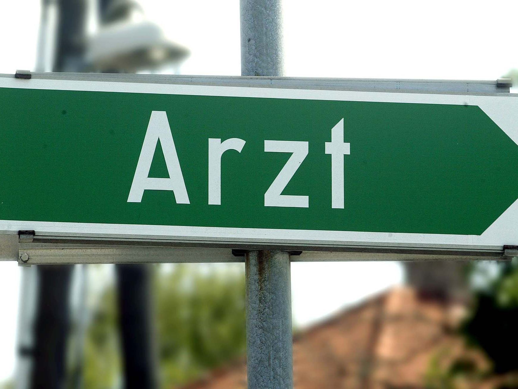 Manche Arztpraxen hätten auch auf Tele-Medizin umgestellt. Manche Arztpraxen hätten auch auf Tele-Medizin umgestellt.