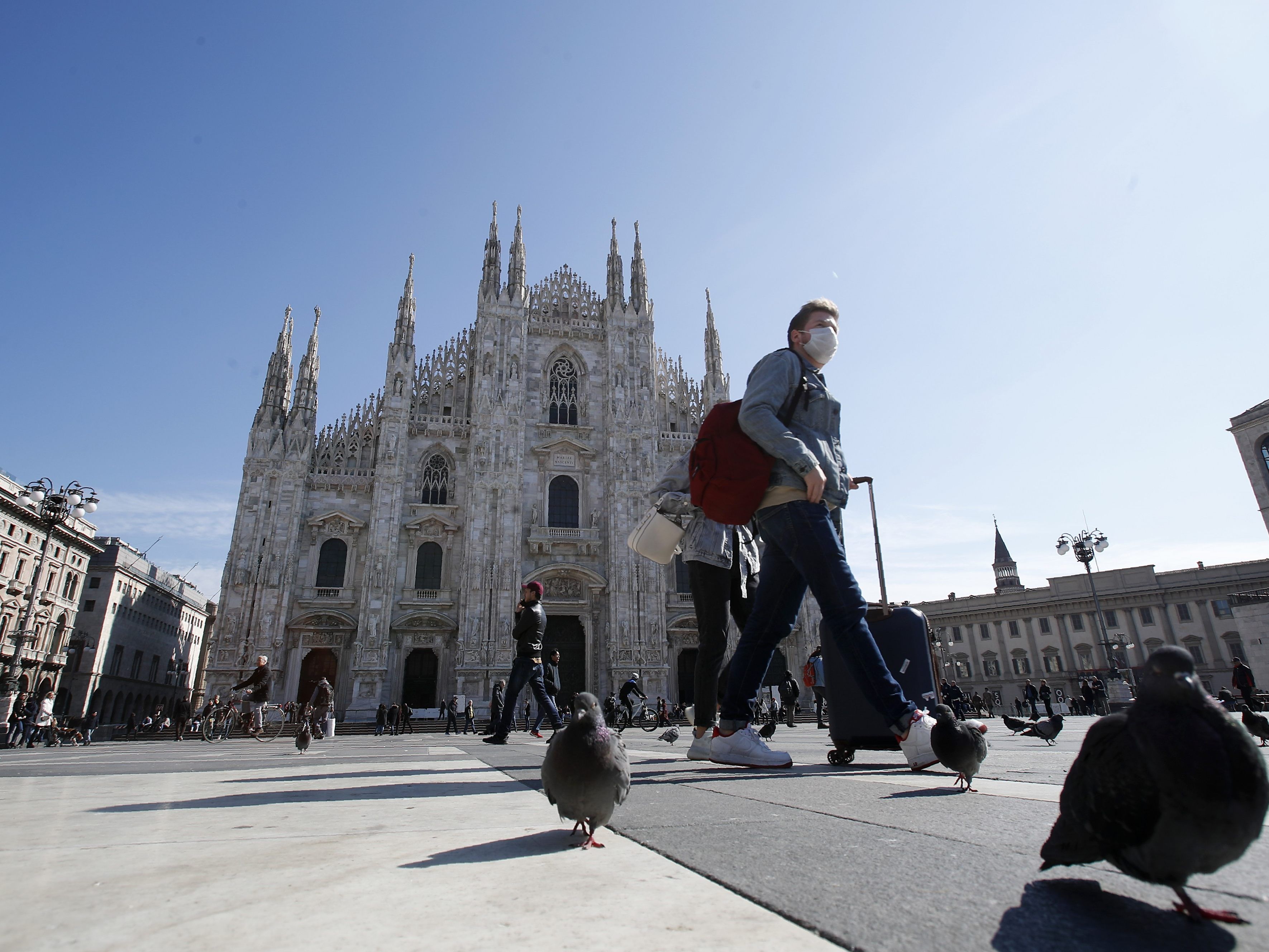 Noch immer halten sich tausende Österreicher in Italiens "roter Zone" auf. Noch immer halten sich tausende Österreicher in Italiens "roter Zone" auf.