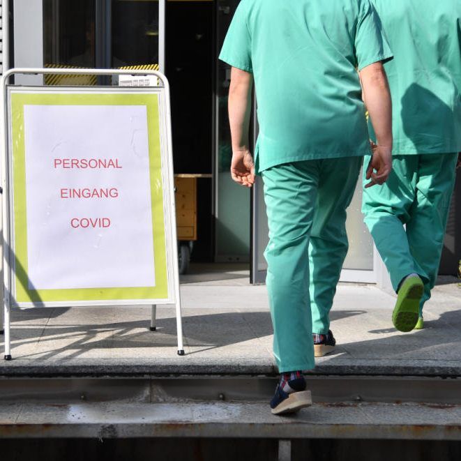 Könnte zu Überforderung der Intensivmedizin kommen