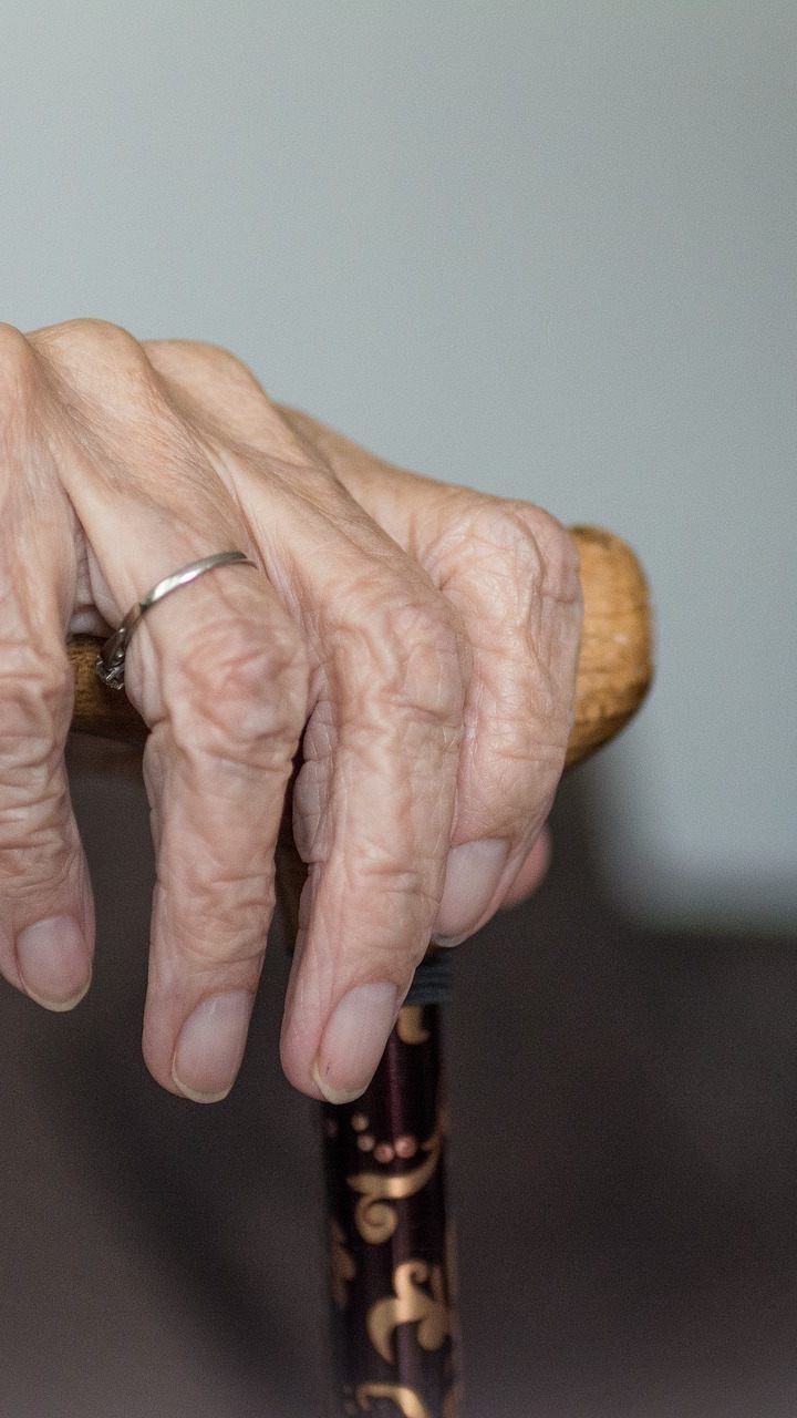 Es gibt anlässlich des kommenden Monatsersten Tipps für Geldgeschäfte für Senioren.