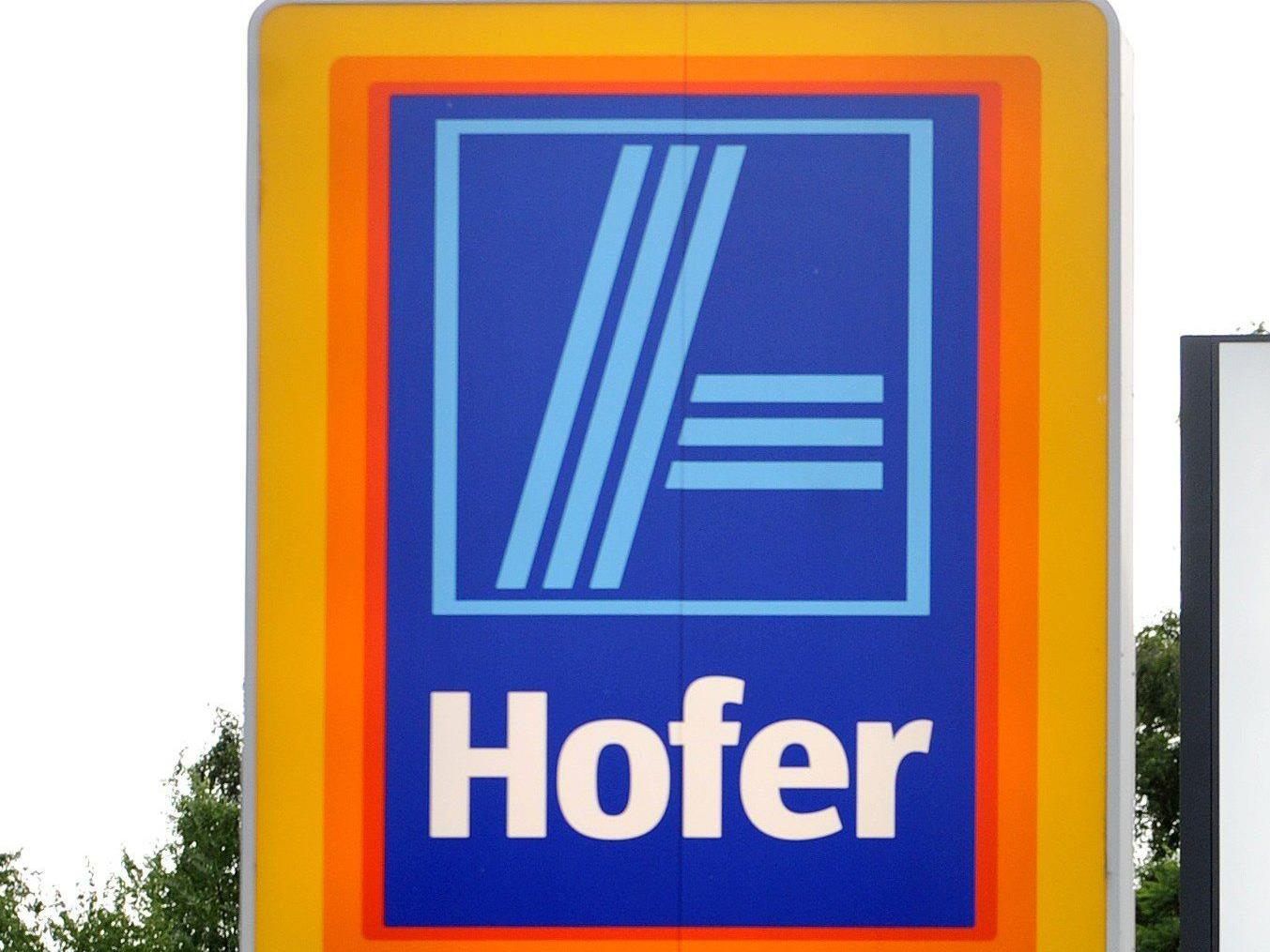 Hofer verkürzt seine Öffnungszeiten auf 18.00 Uhr.