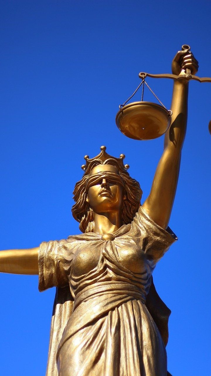 Im Falle des schwer an Coronavirus erkrankten Wiener Juristen gibt es drei weitere Infektionen in der Kanzlei.