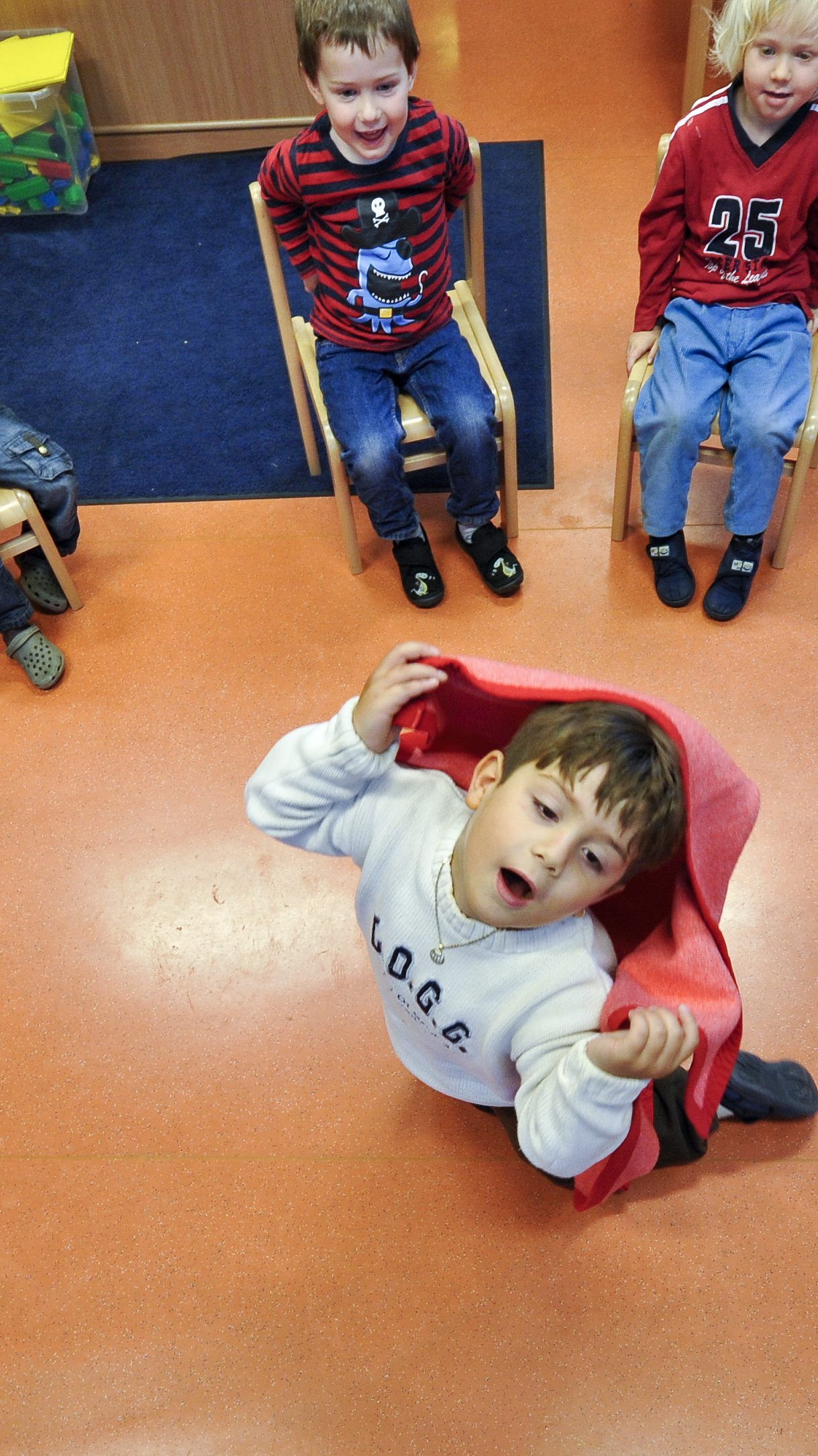 Wenn möglich sollen Kinder zuhause betreut werden.