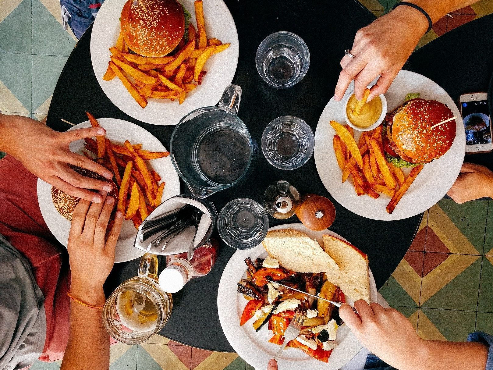 Die Wiener Gastronomen wissen sich in der Corona-Krise mit Lieferservice und Take Away zu helfen.