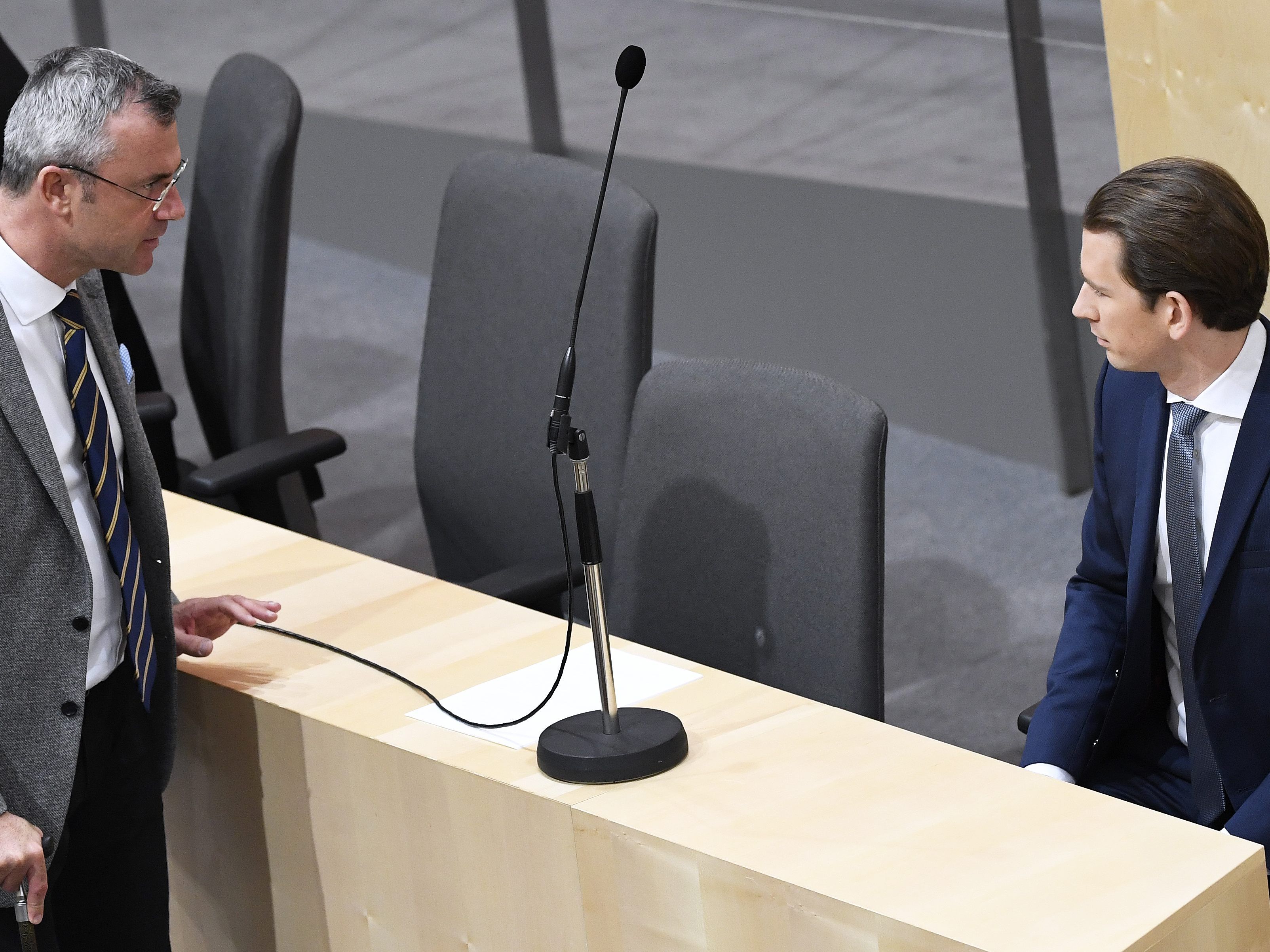 Norbert Hofer (l) hält nichts von Big Data. Norbert Hofer (l) hält nichts von Big Data.