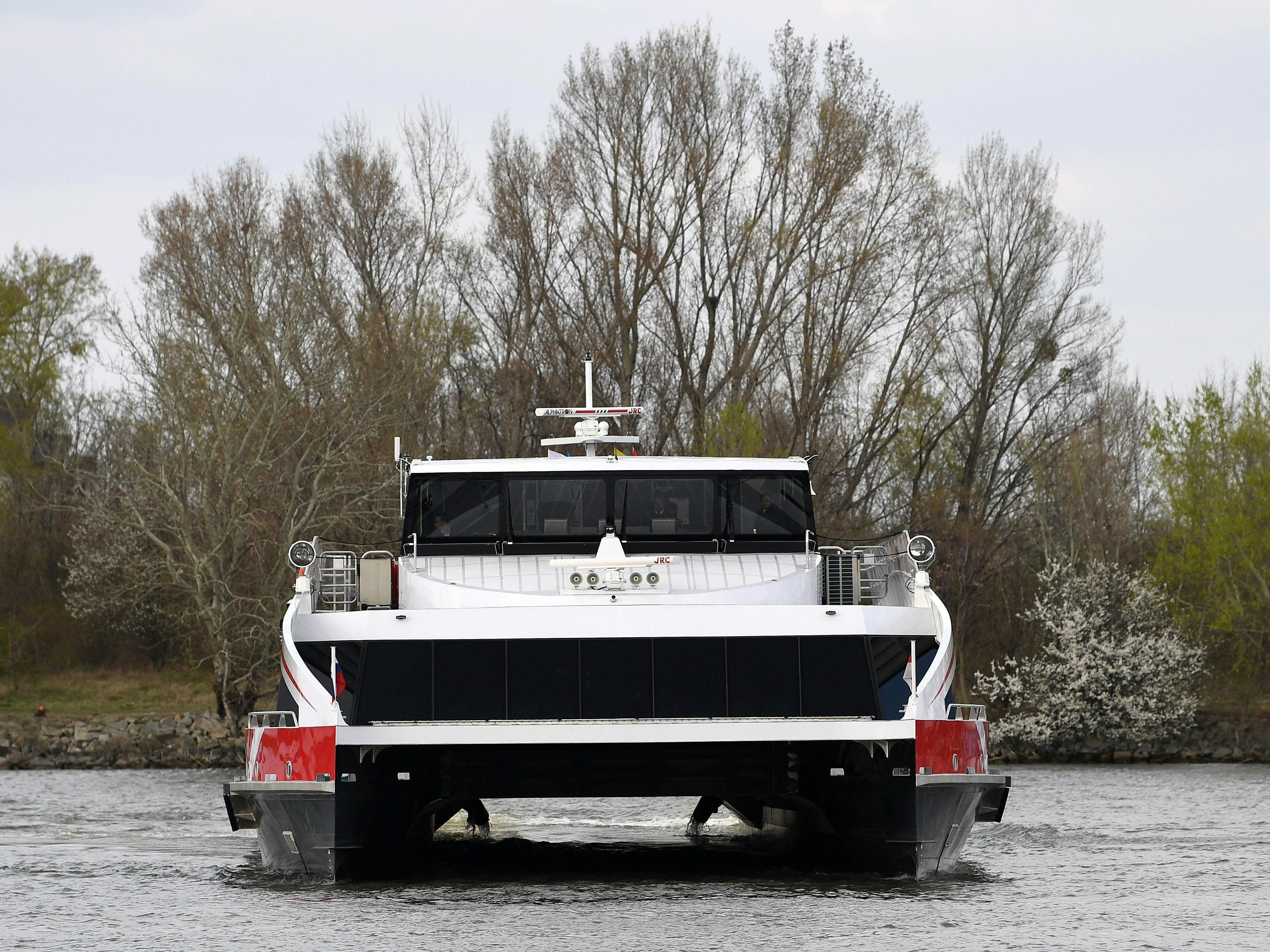 Der Twin City Liner wird vorerst bis 3. April nicht unterwegs sein. Der Twin City Liner wird vorerst bis 3. April nicht unterwegs sein.