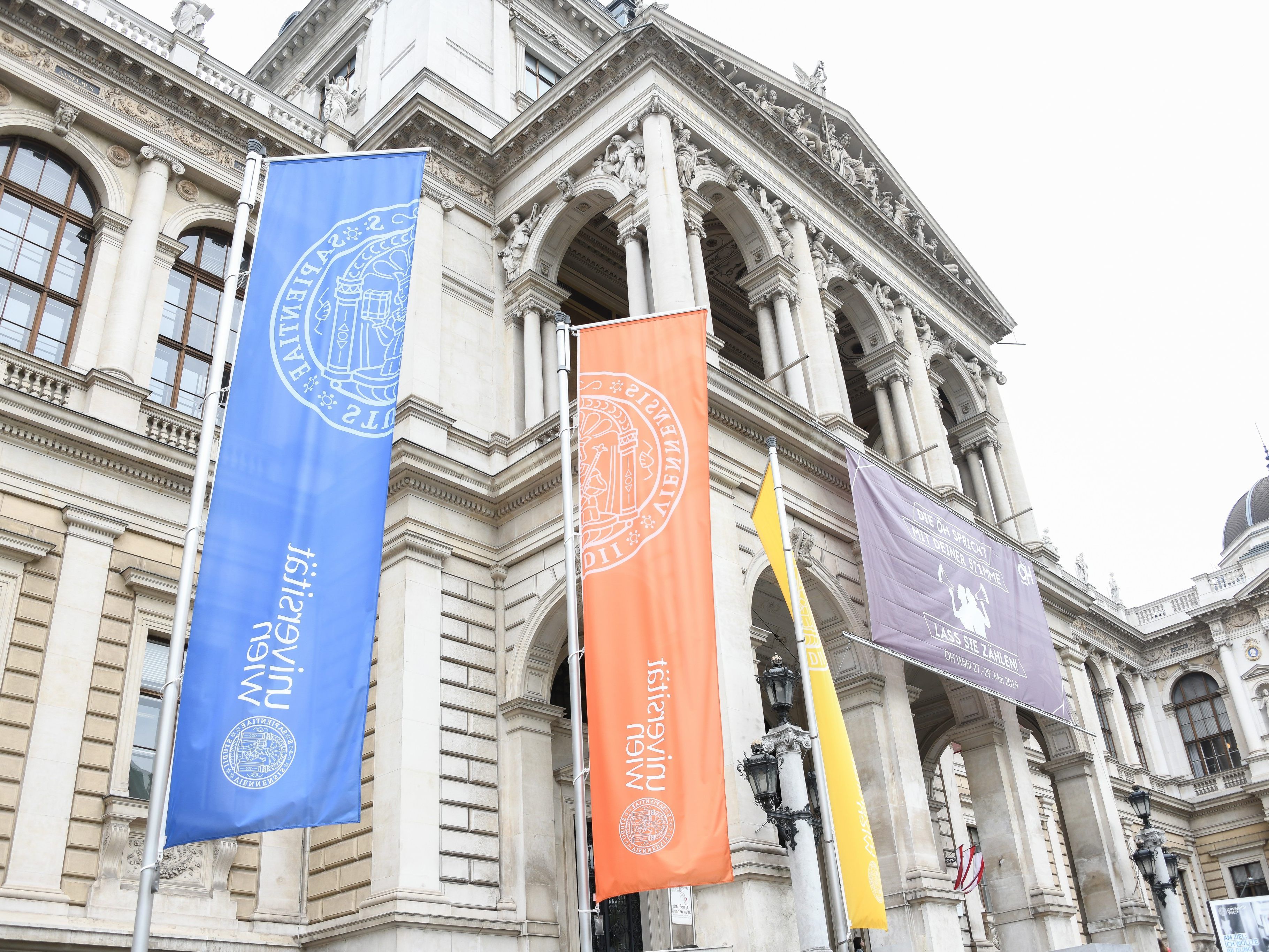 Ab Mittwoch finden an der Uni Wien keine Präsenz-Lehrveranstaltungen mehr statt. Ab Mittwoch finden an der Uni Wien keine Präsenz-Lehrveranstaltungen mehr statt.