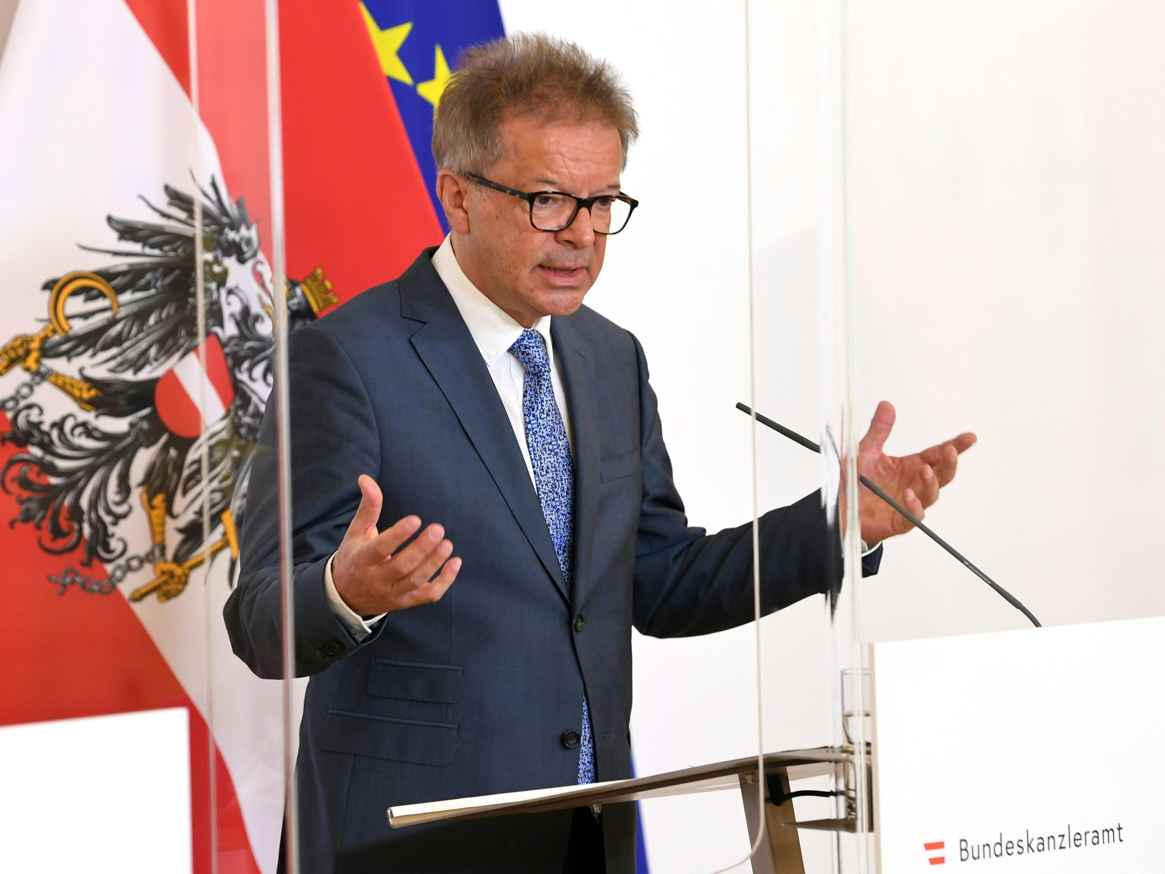 Anschober kündigte die Testung von 130.000 Personen in heimischen Pflege- und Altersheimen an. Anschober kündigte die Testung von 130.000 Personen in heimischen Pflege- und Altersheimen an.