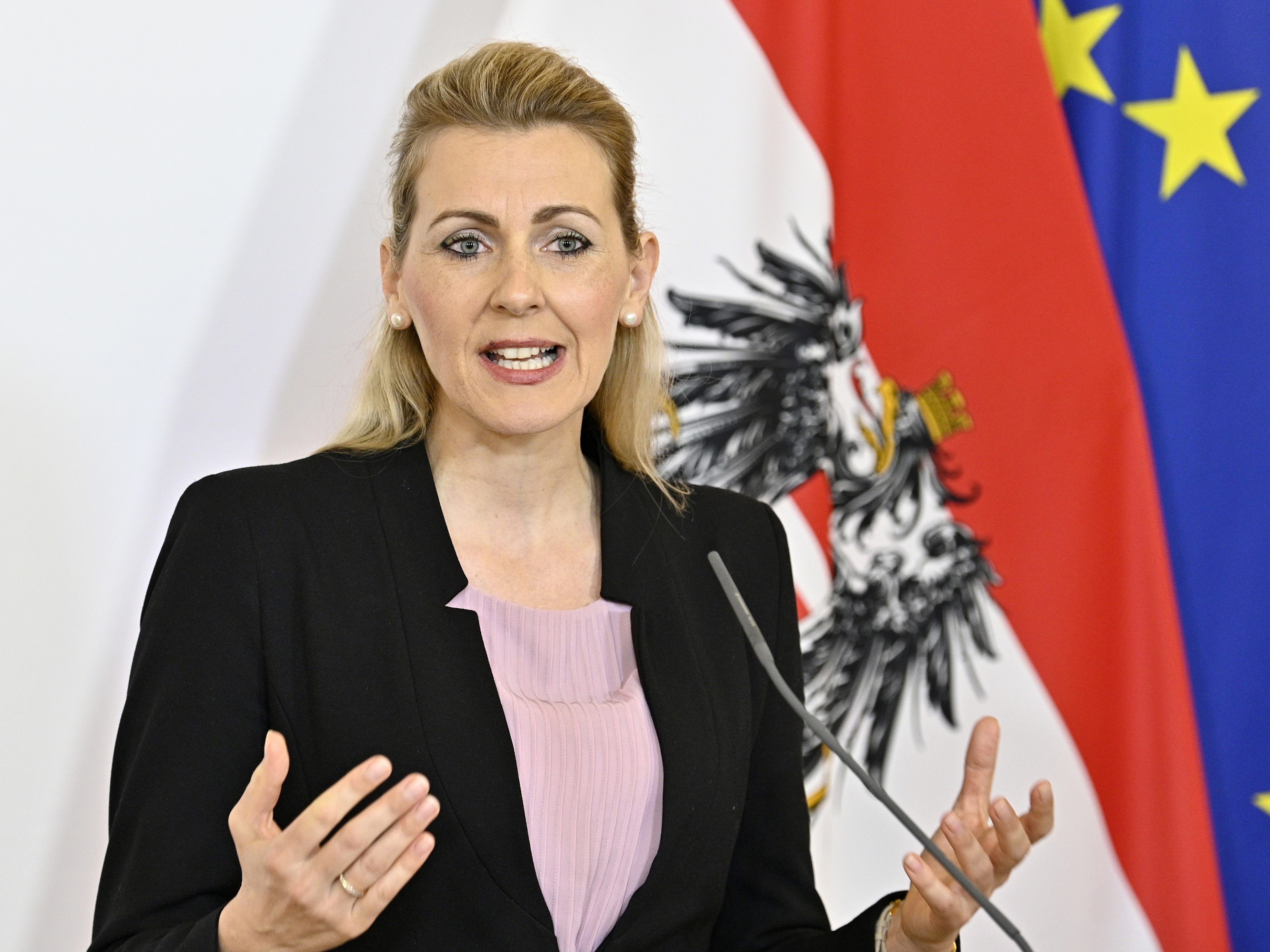 Bereits 250.000 Österreicher befinden sich in Kurzarbeit.