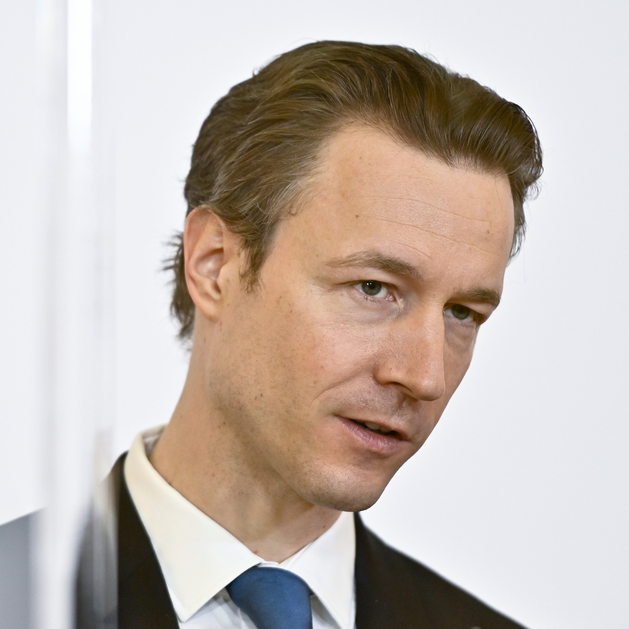 Zu einer möglichen Lufthansa-Beteiligung hielt sich Blümel bedeckt.