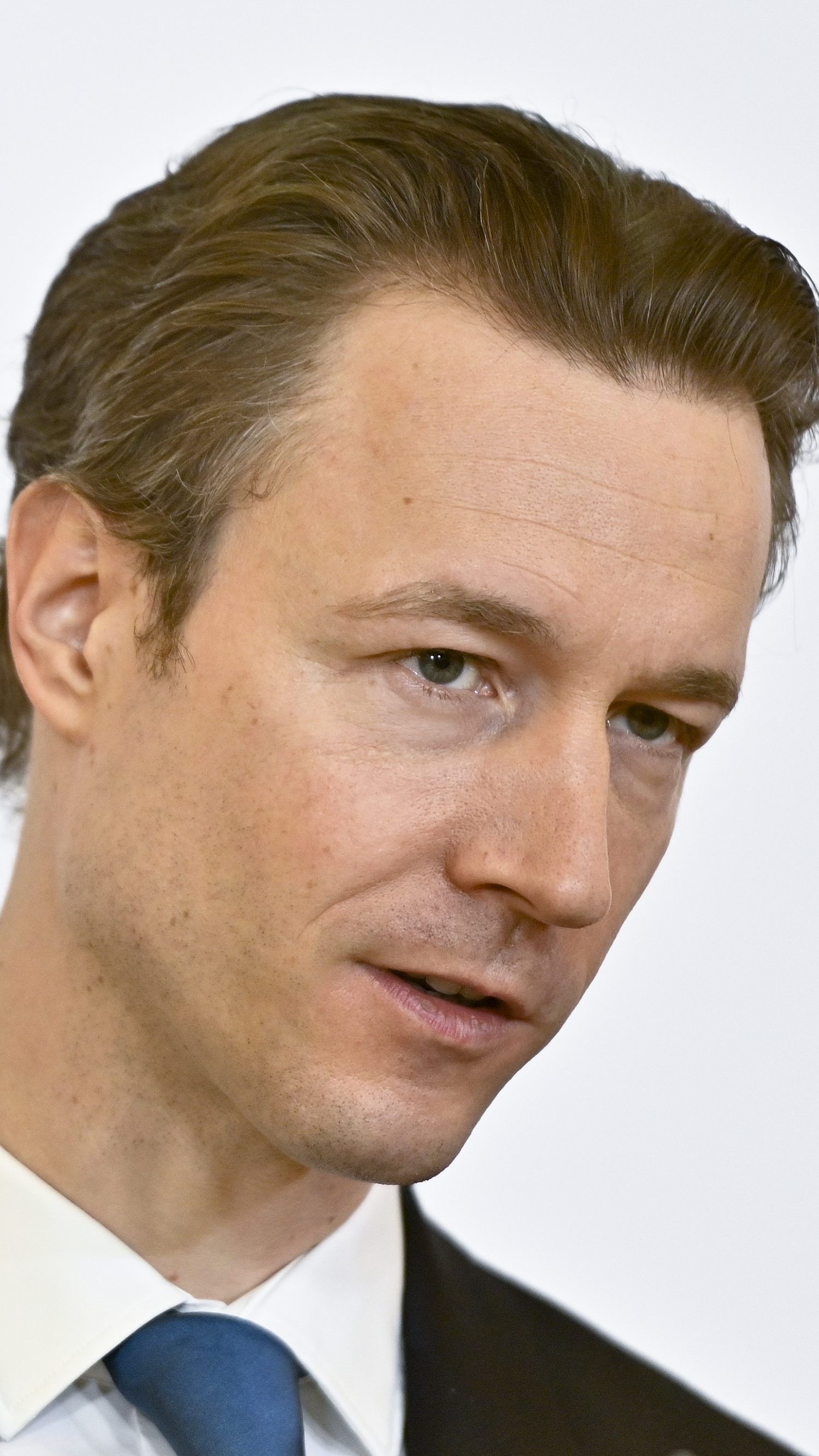 Zu einer möglichen Lufthansa-Beteiligung hielt sich Blümel bedeckt.