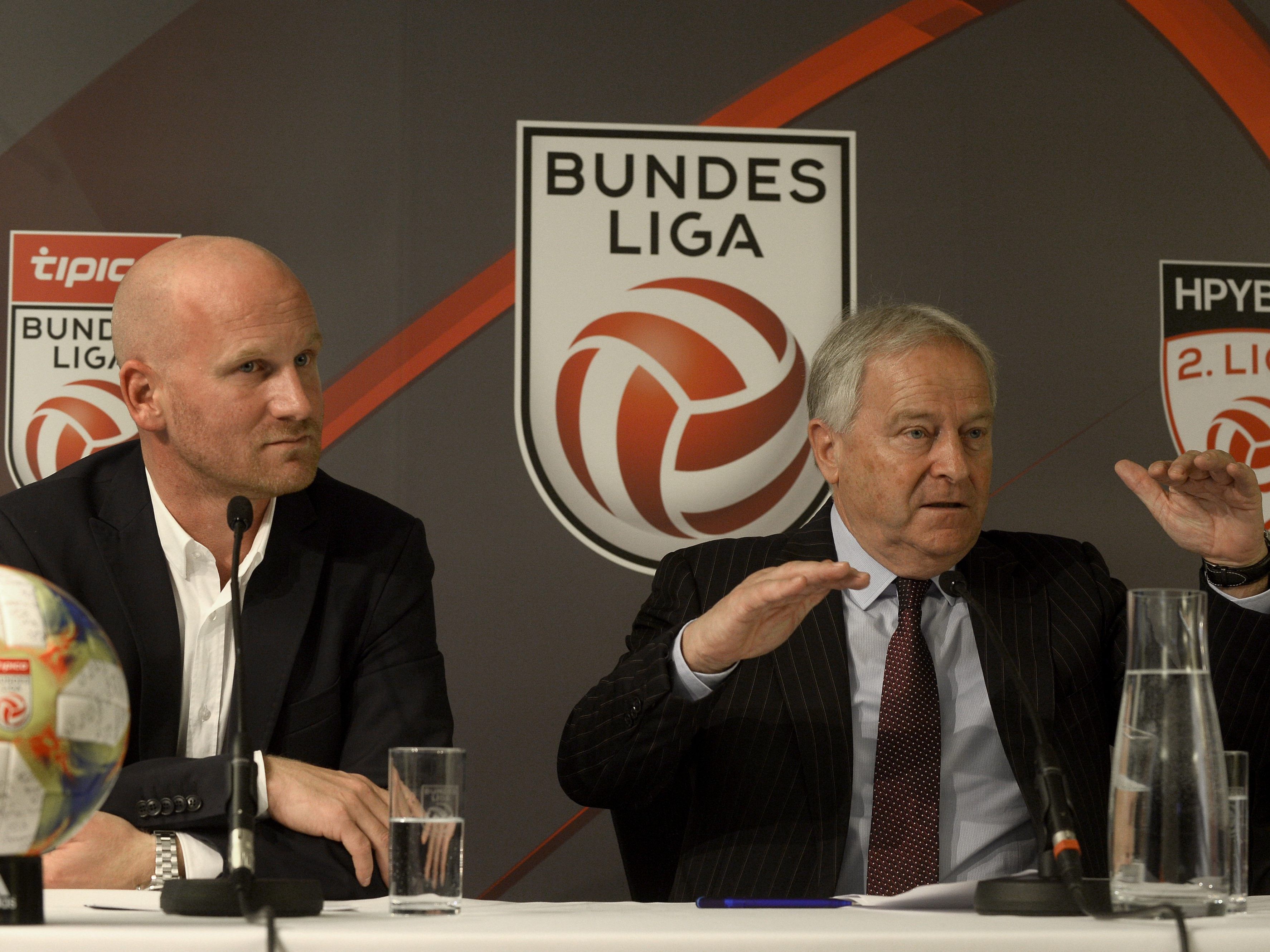Das weitere Vorgehen in der Fußball-Bundesliga wird präsentiert.