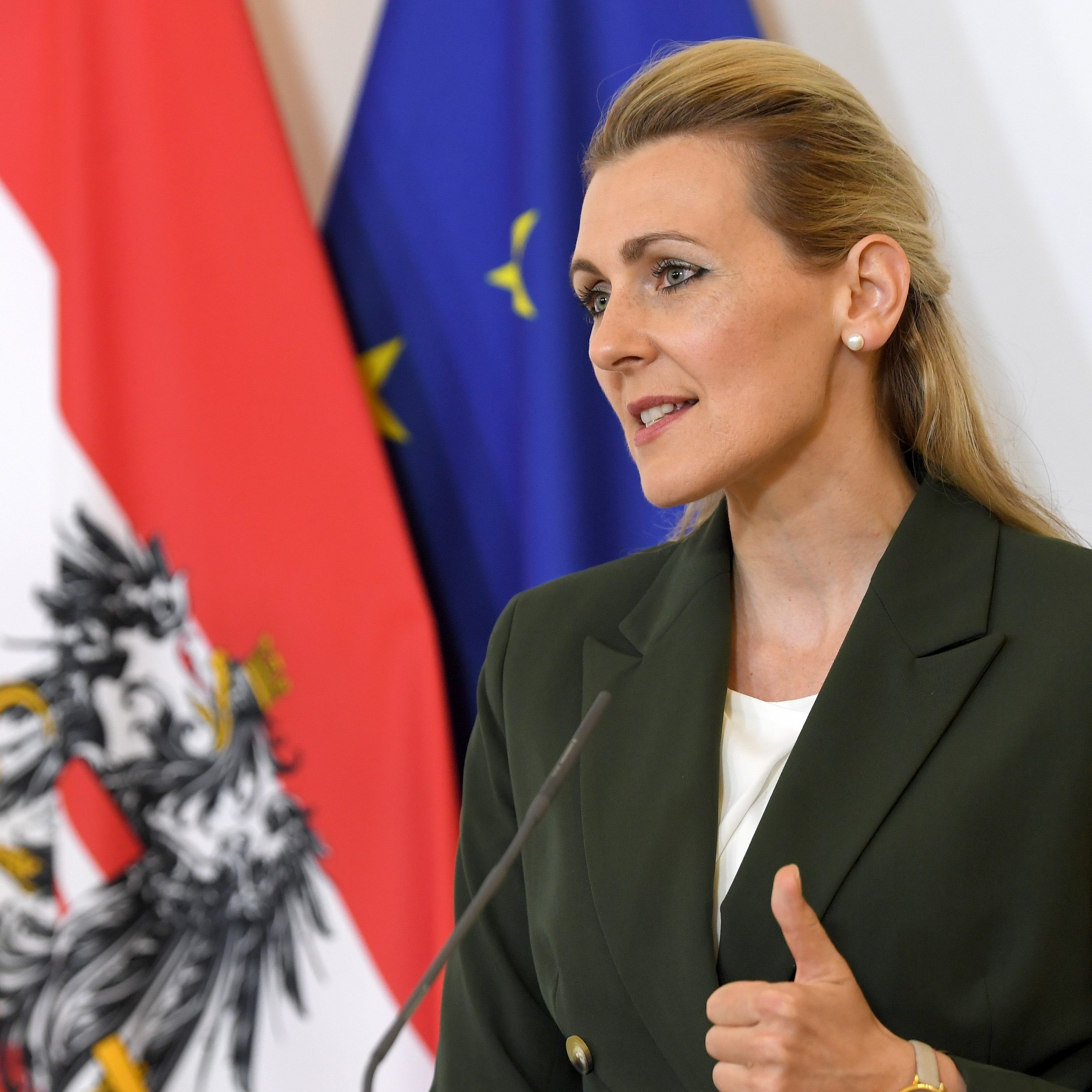 Aschbacher ist derzeit im Gespräch mit dem Finanzministerium.