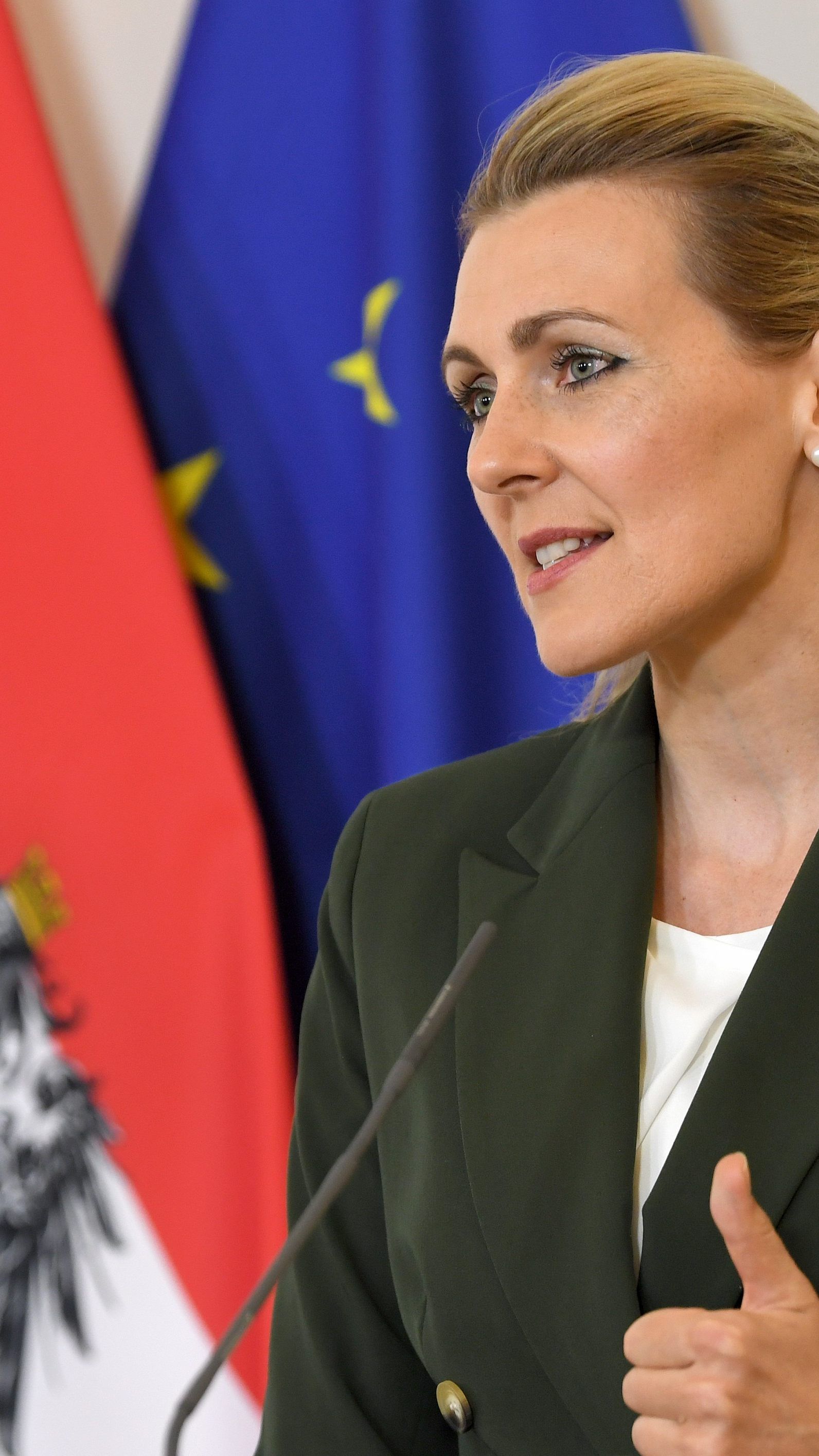 Aschbacher ist derzeit im Gespräch mit dem Finanzministerium.